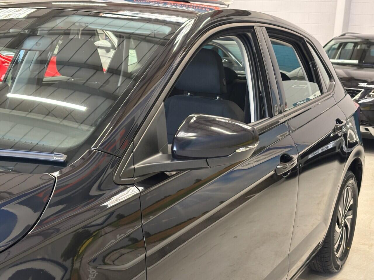 Volkswagen Polo view 42