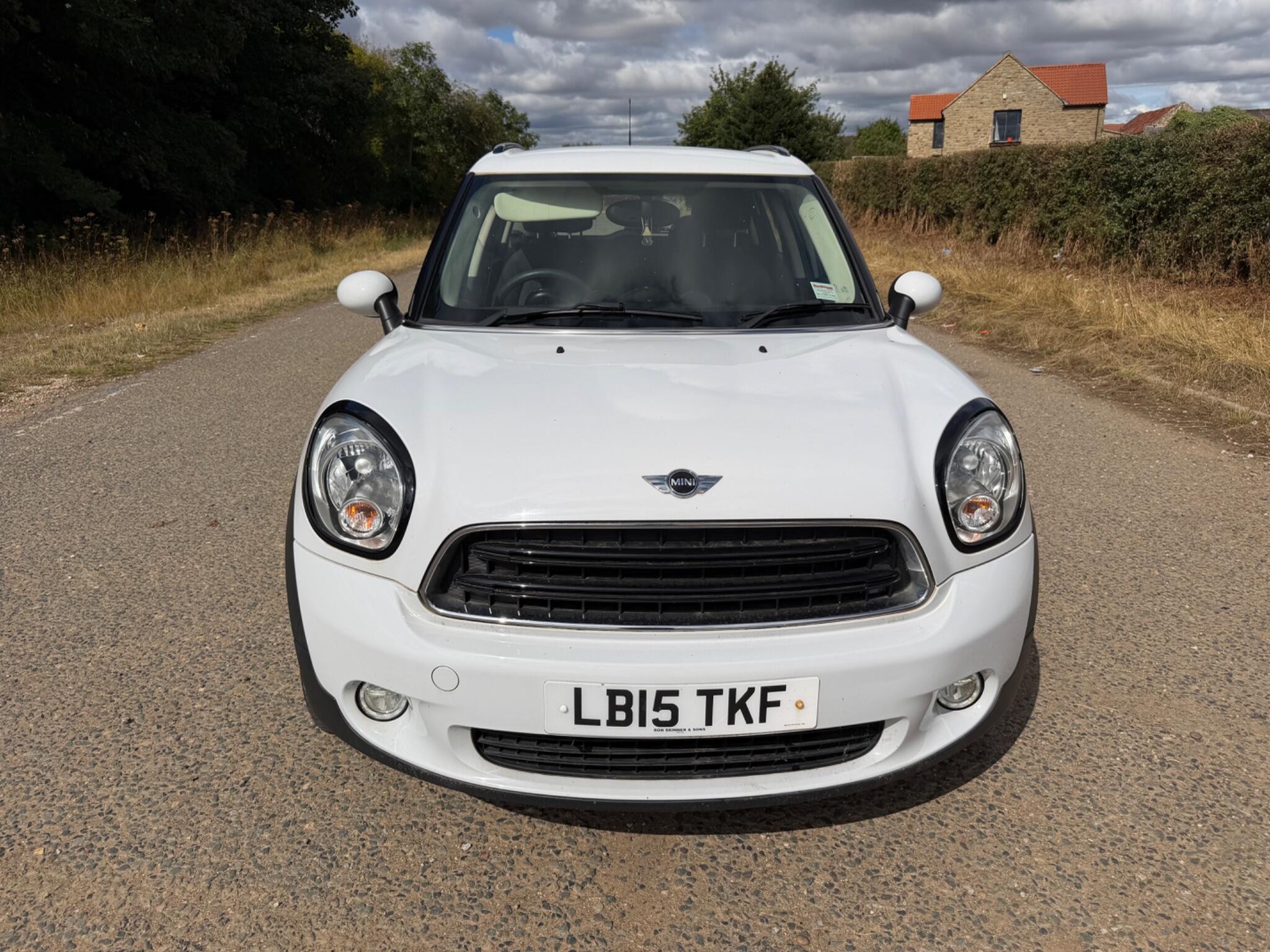 Mini Countryman view 30