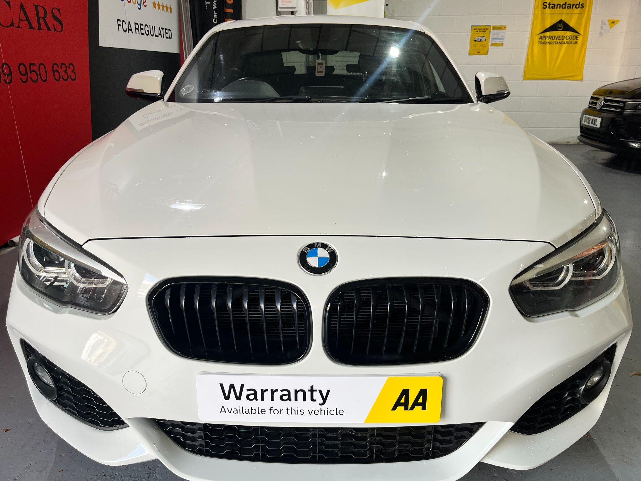 BMW 1 Series view 4