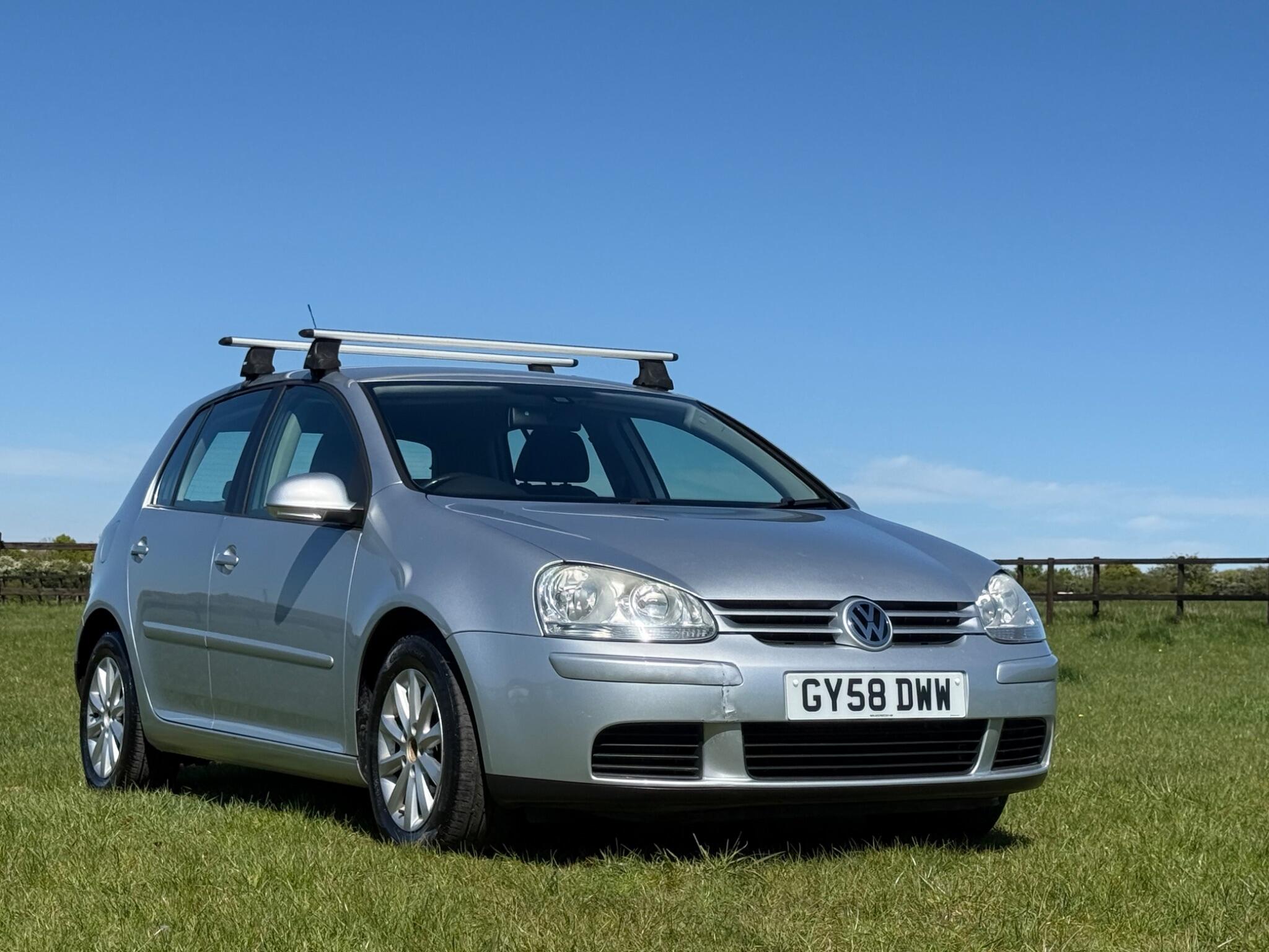 VOLKSWAGEN GOLF 1.9 TDI MATCH DSG 5DR 80,000 MILES DIESEL AUTOMATIC HATCHBACK SILVER 5...