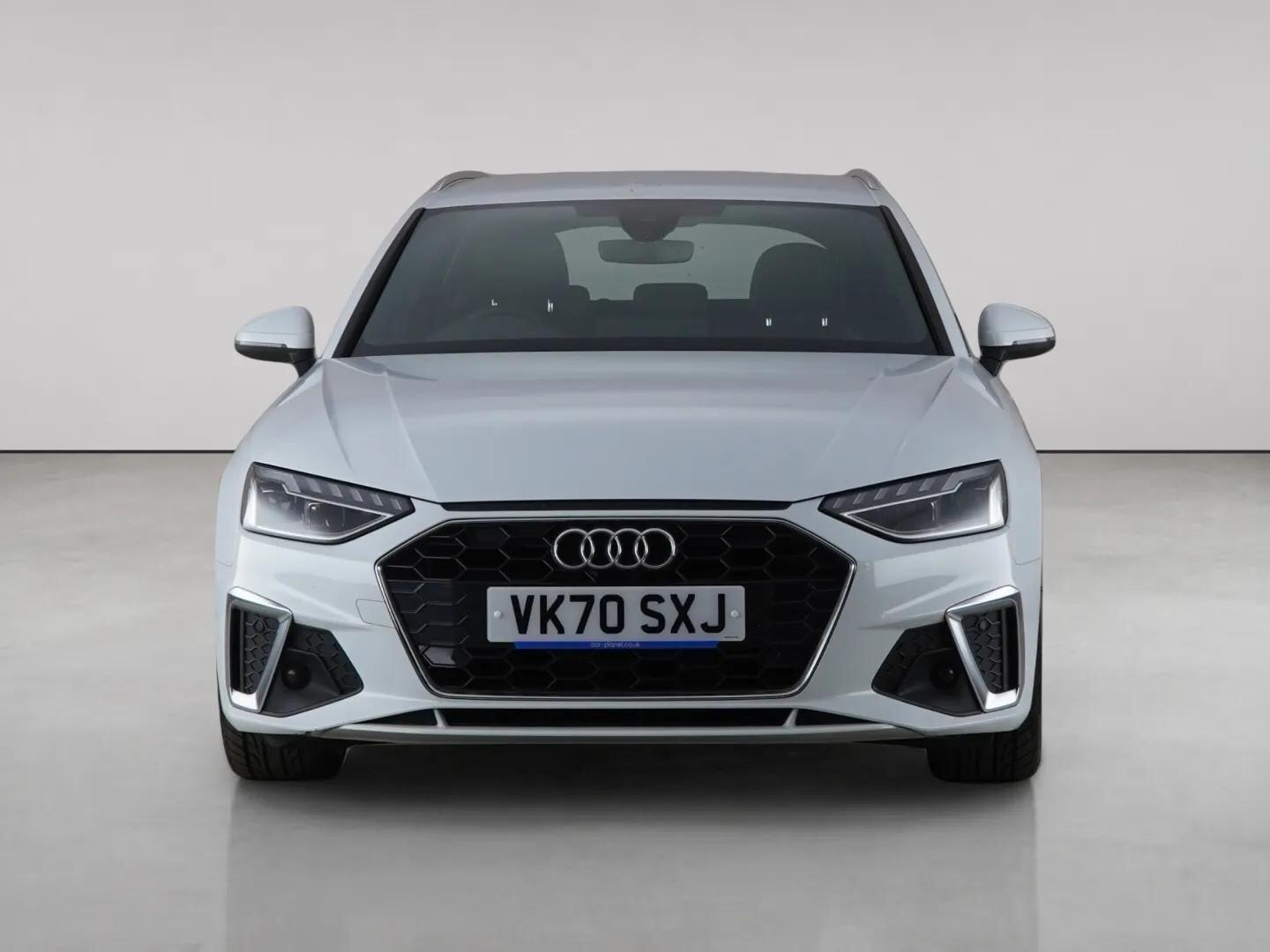 Audi A4 view 5