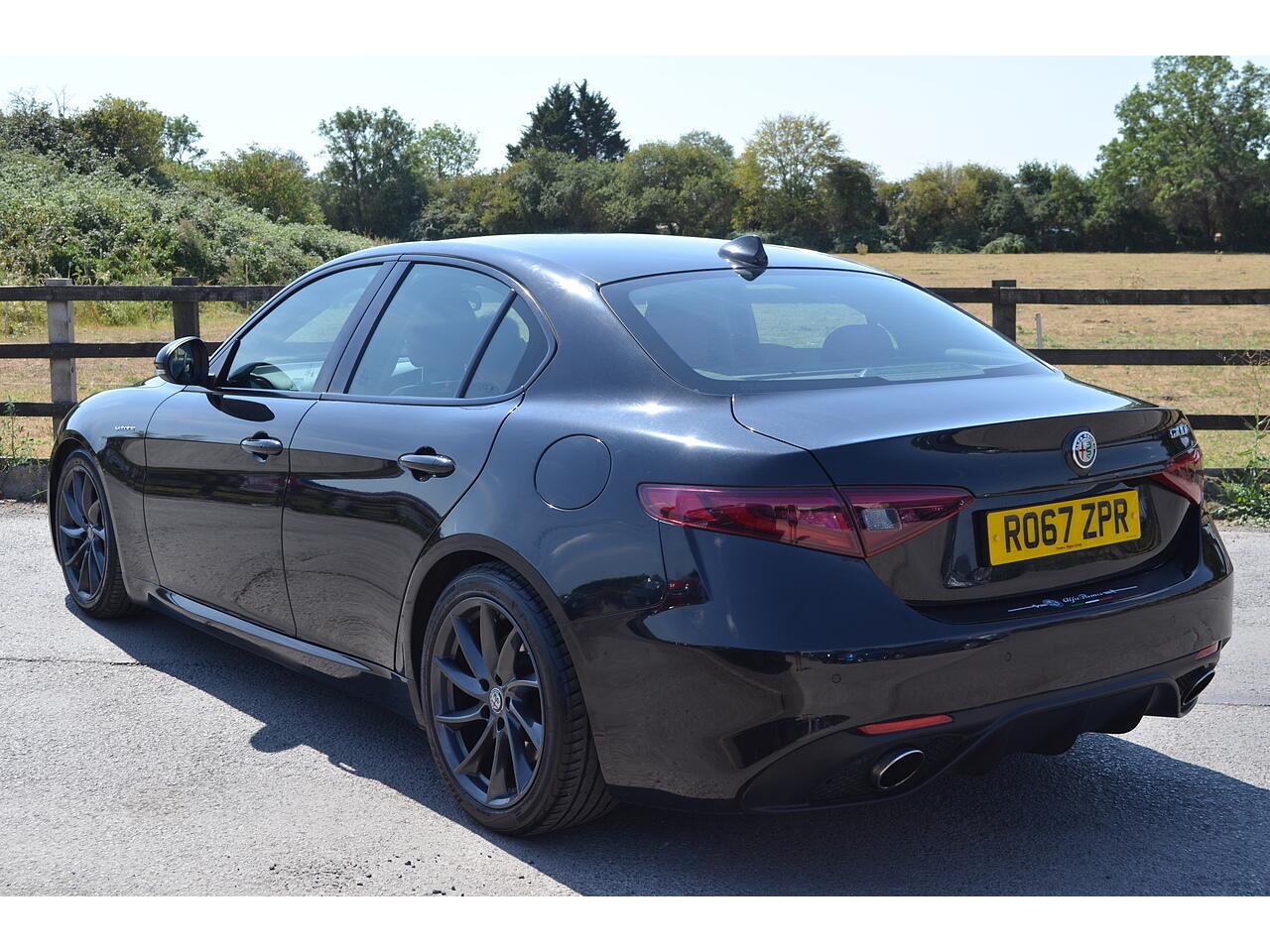 Alfa Romeo Giulia view 7
