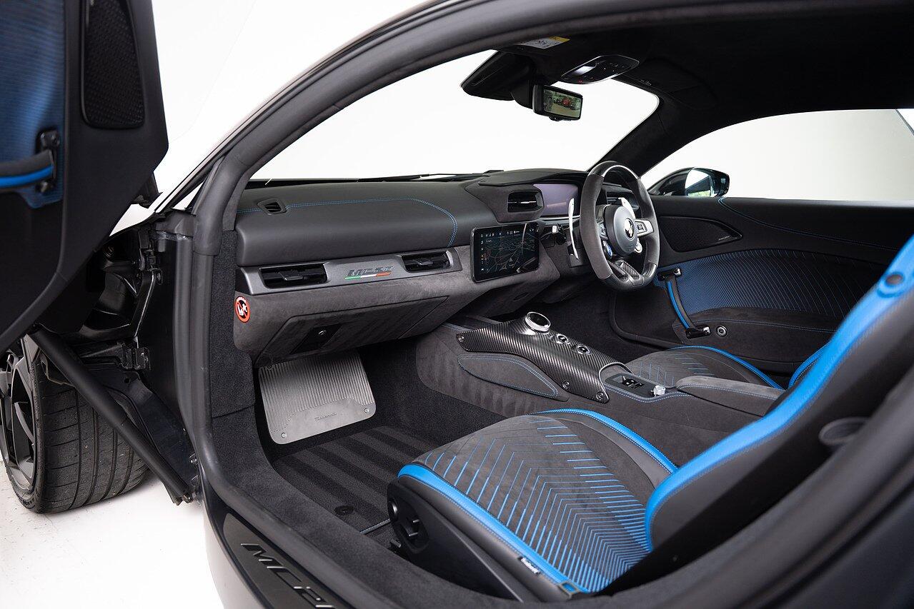 Maserati MC20 view 19
