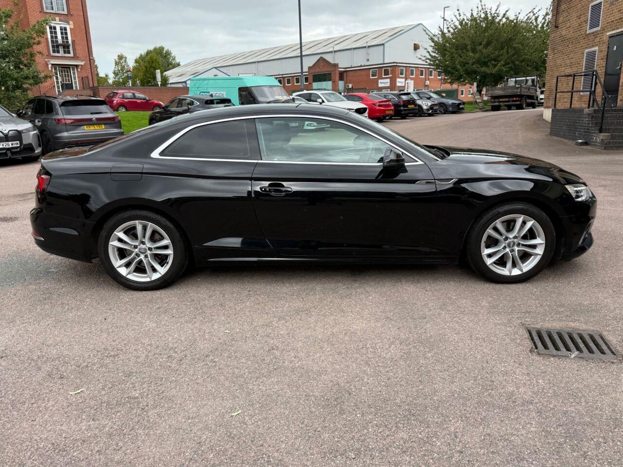 Audi A5 view 8