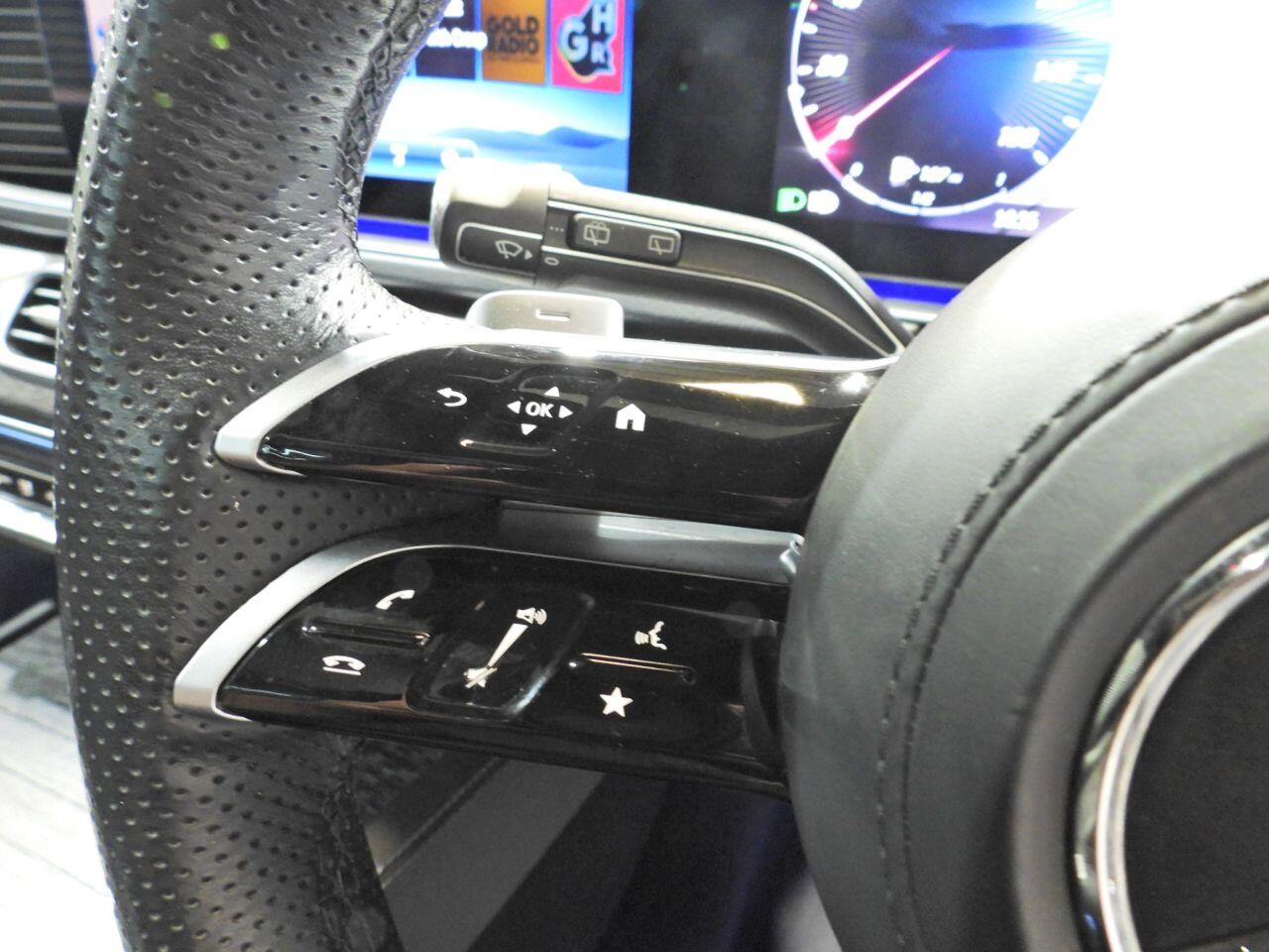 Mercedes-Benz GLS view 43