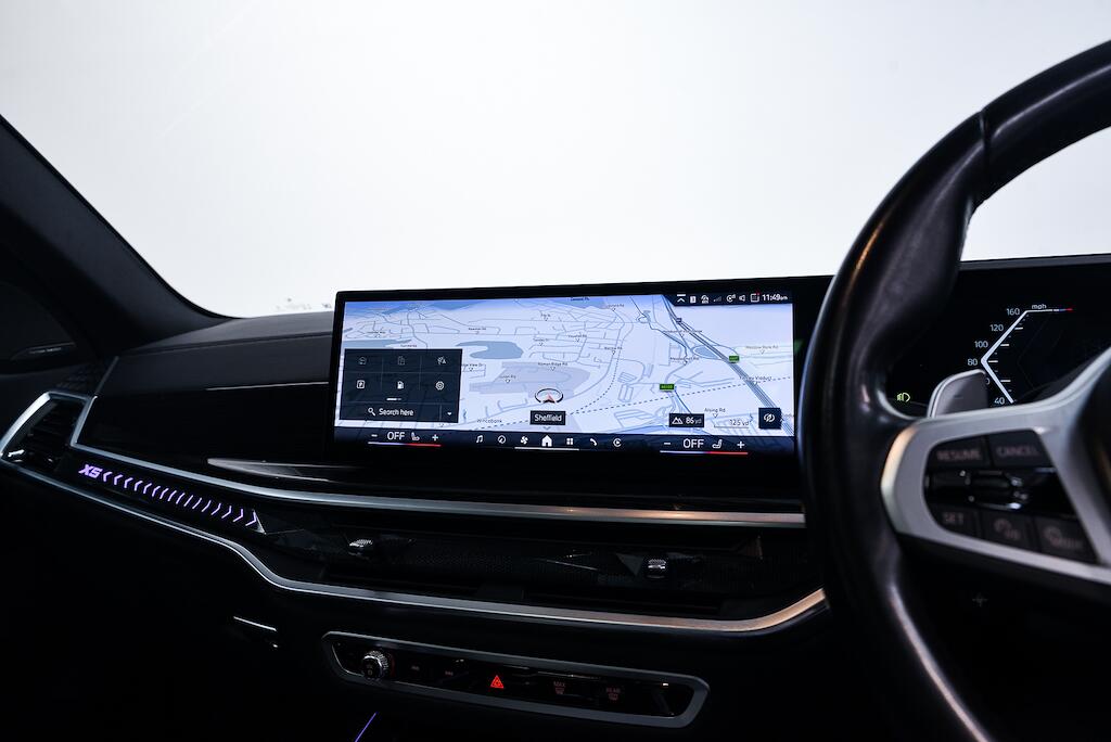 BMW X5 view 25