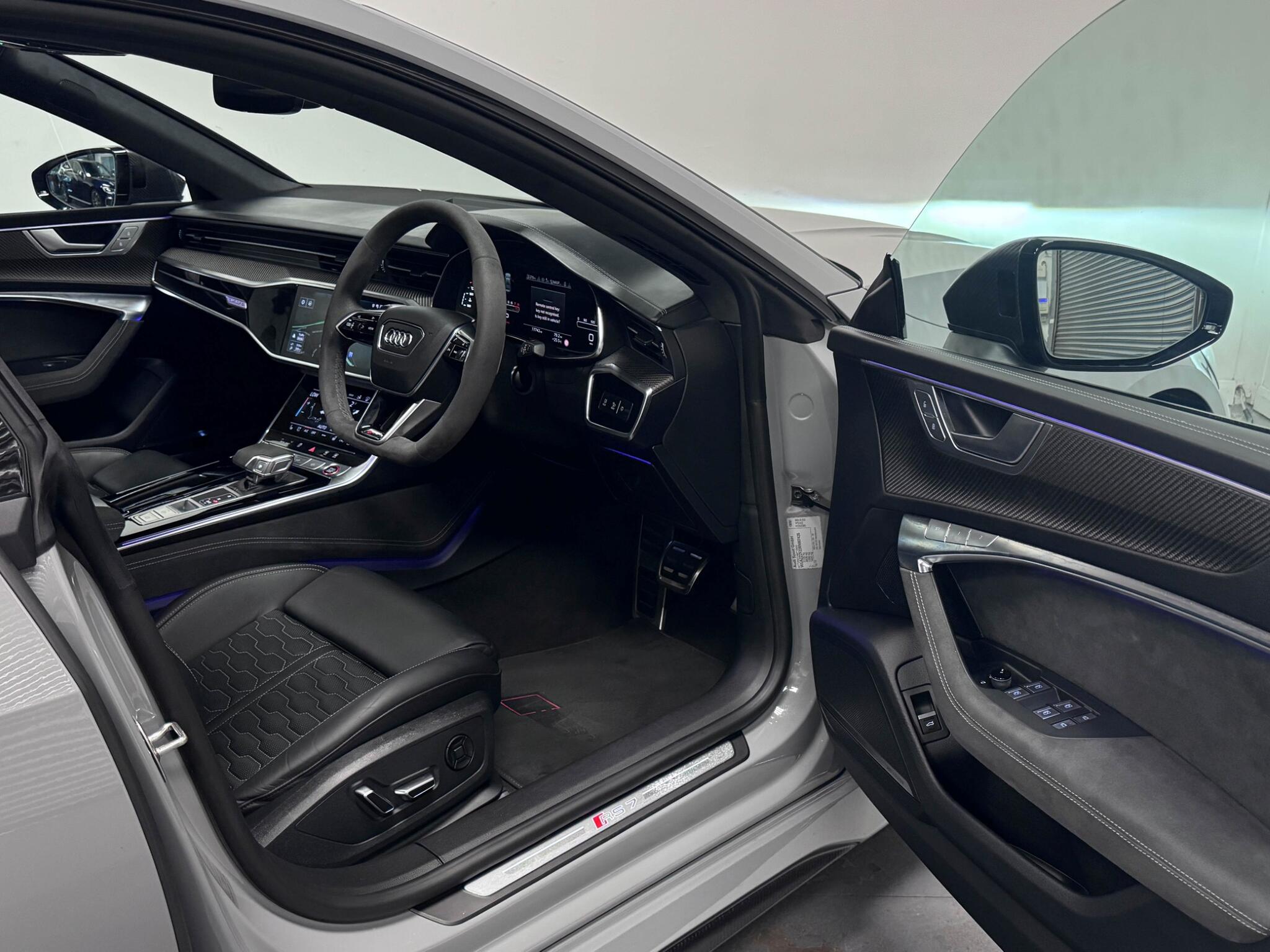 Audi RS7 view 46