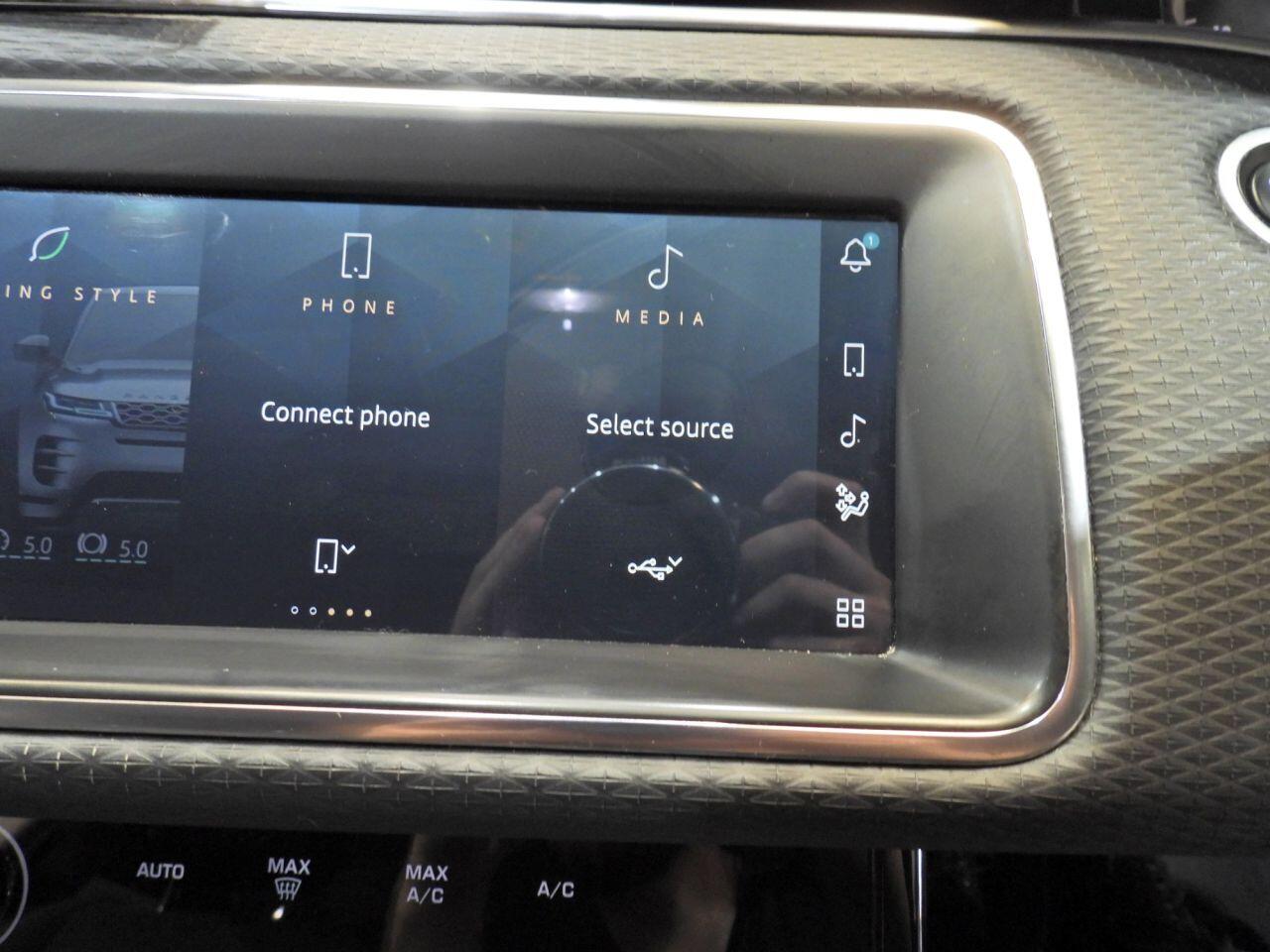 Land Rover Range Rover Evoque view 28