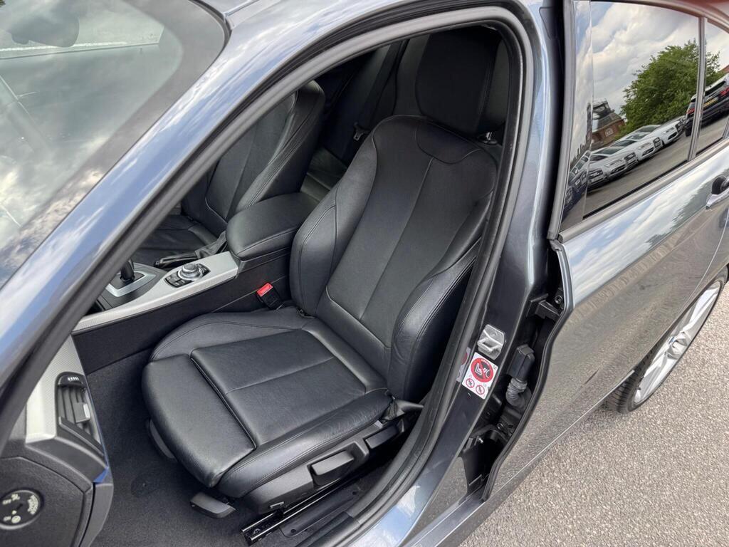 BMW 1 Series view 17