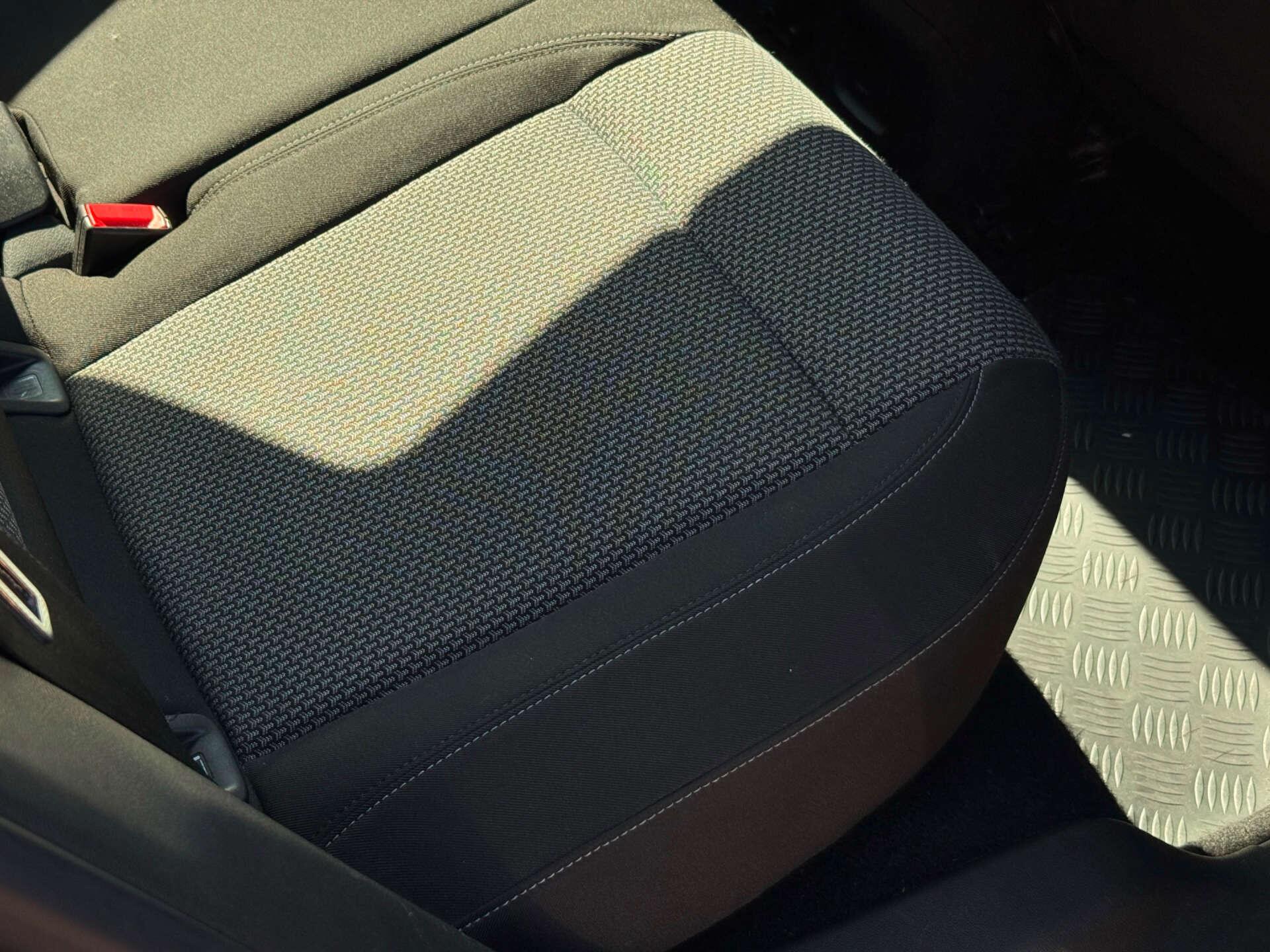 Vauxhall Grandland X view 31