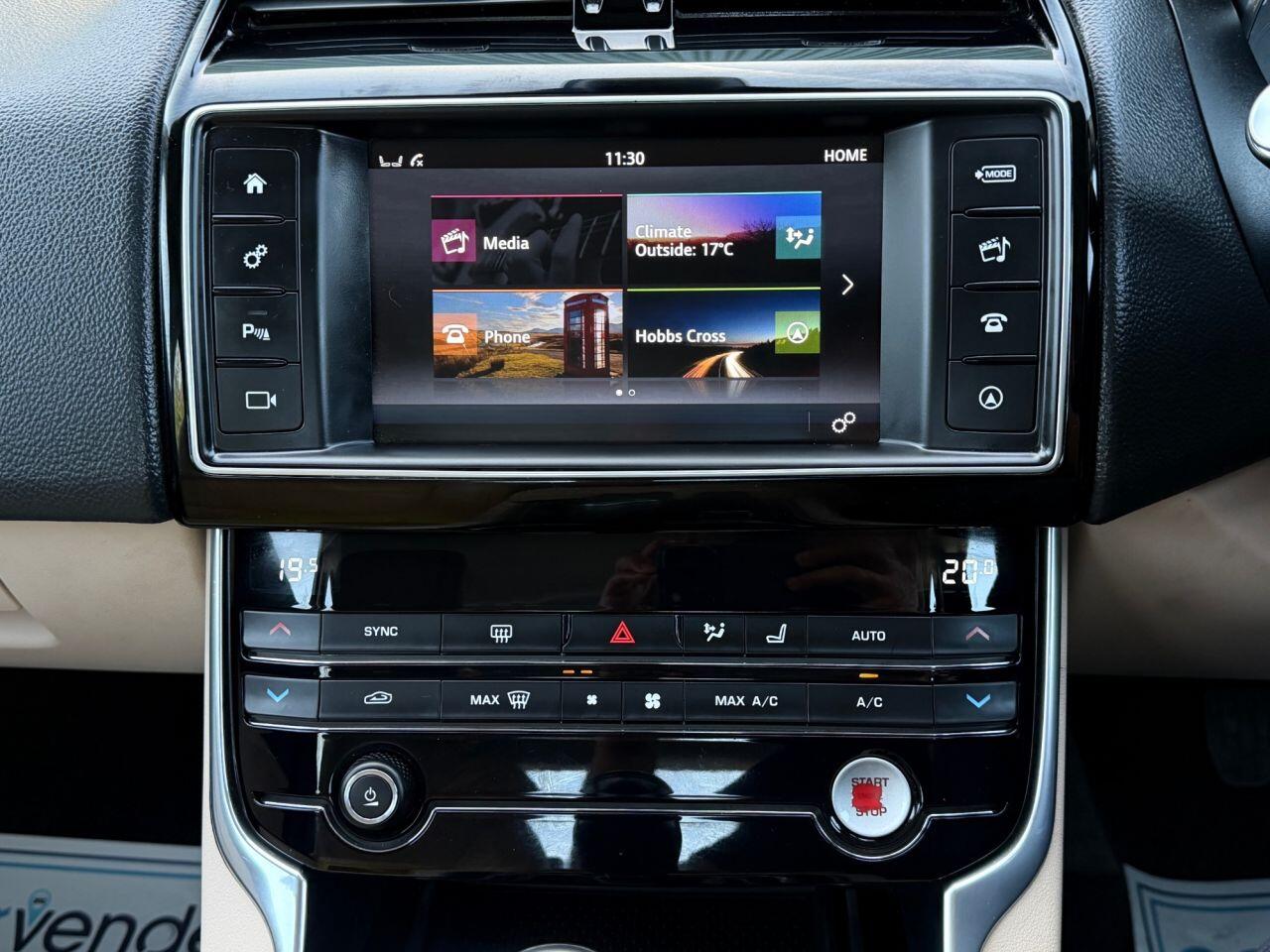 Jaguar Xe view 32