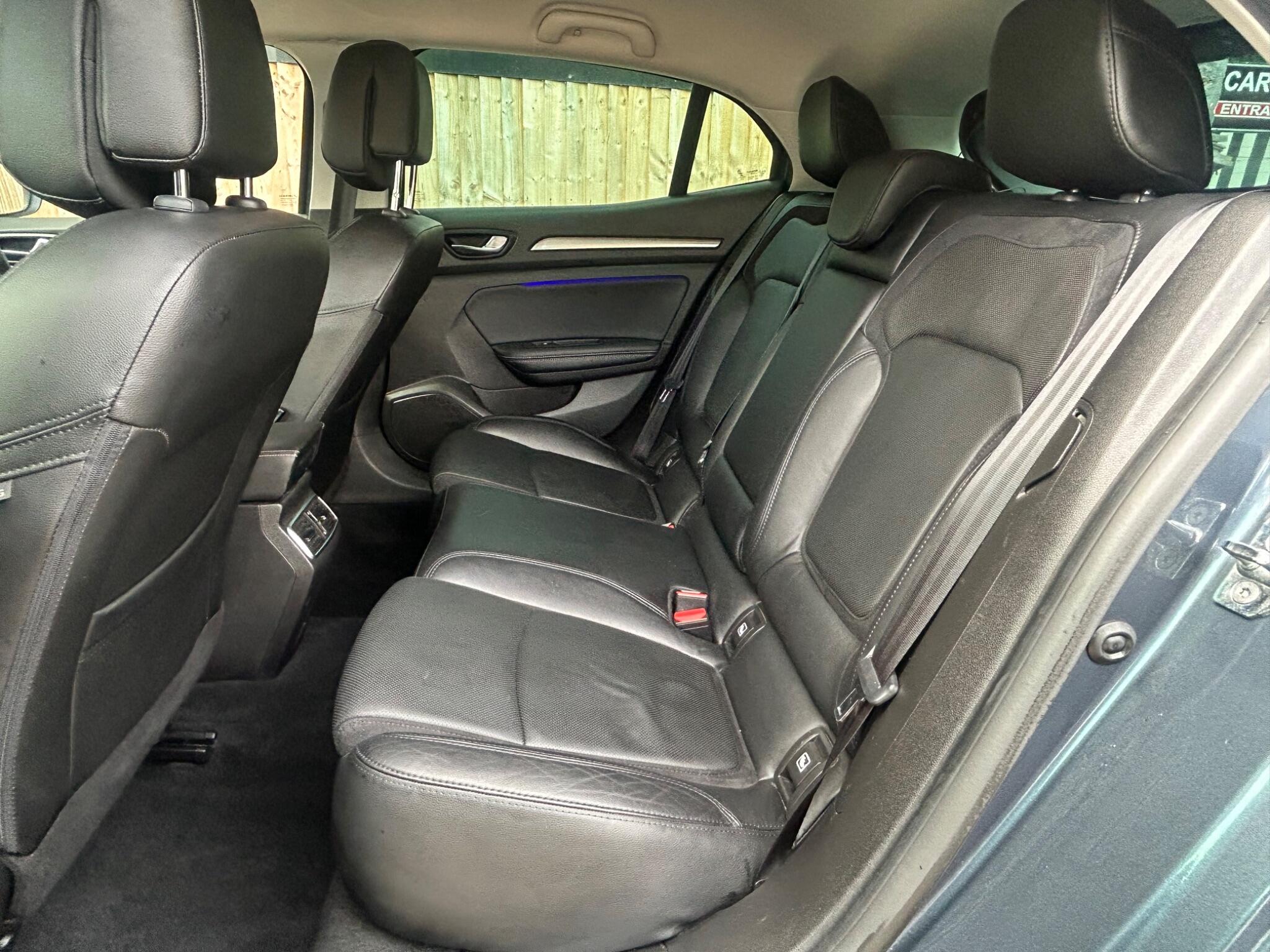 Renault Megane view 25