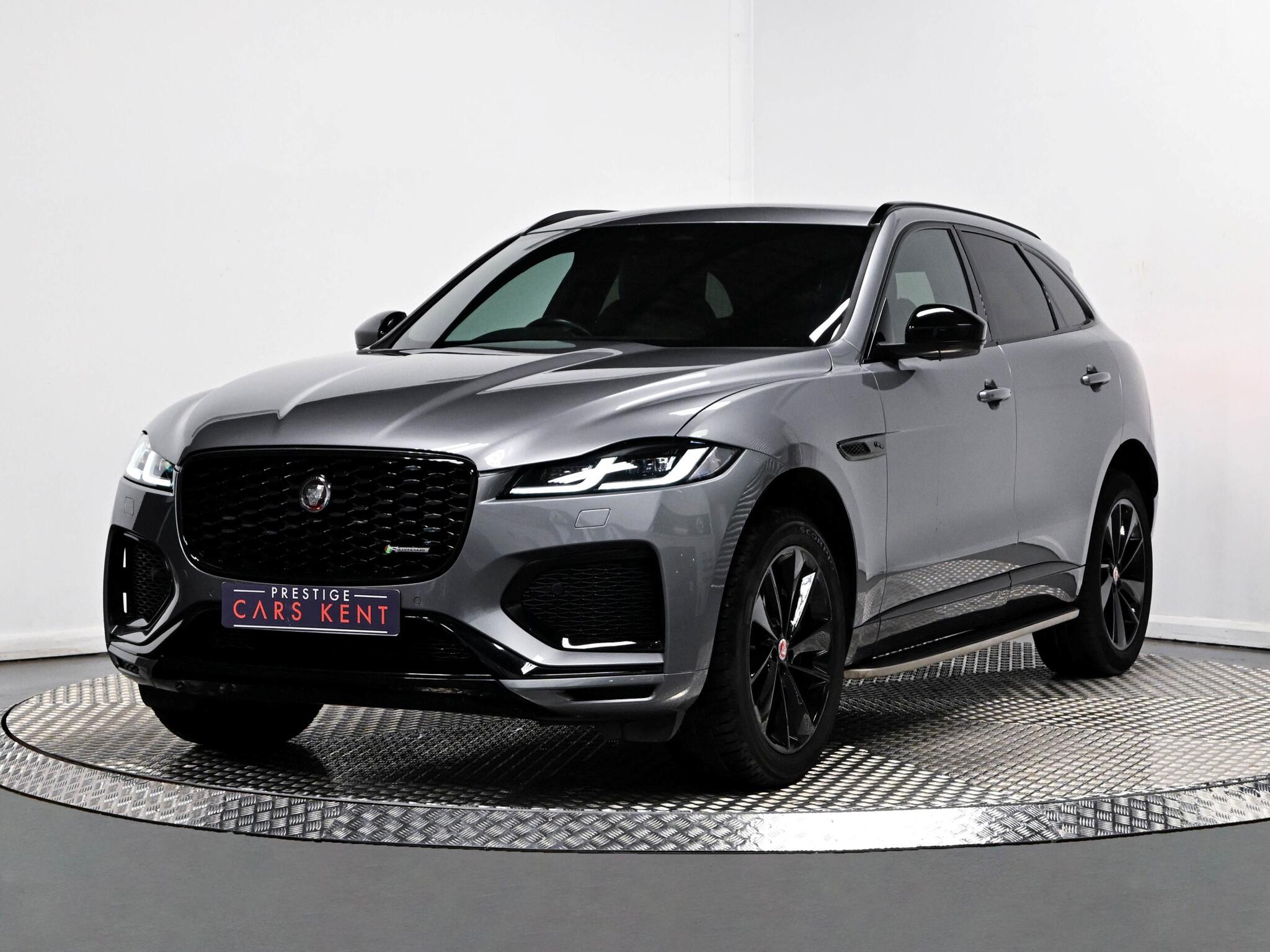 Jaguar F-Pace view 32