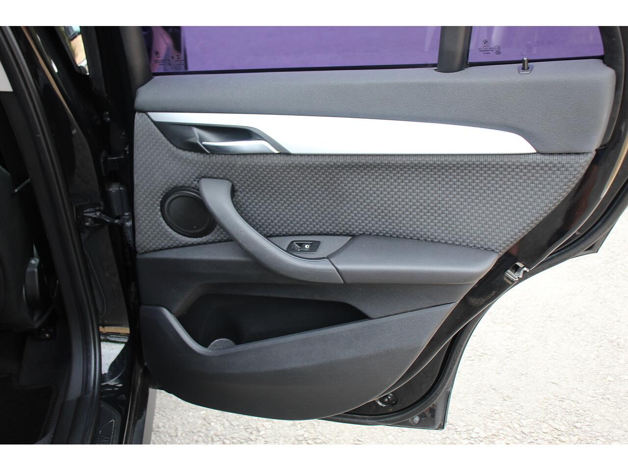 BMW X1 view 36