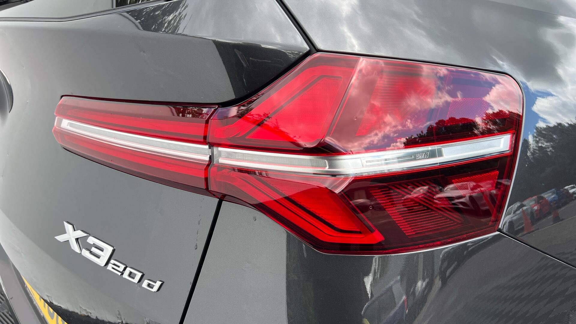BMW X3 view 22