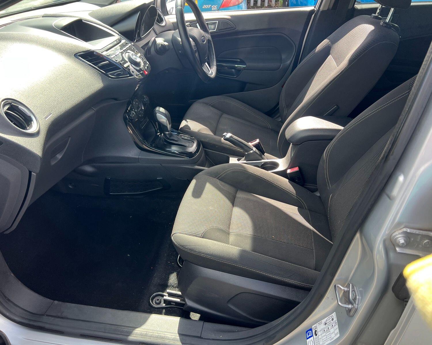 Ford Fiesta view 18