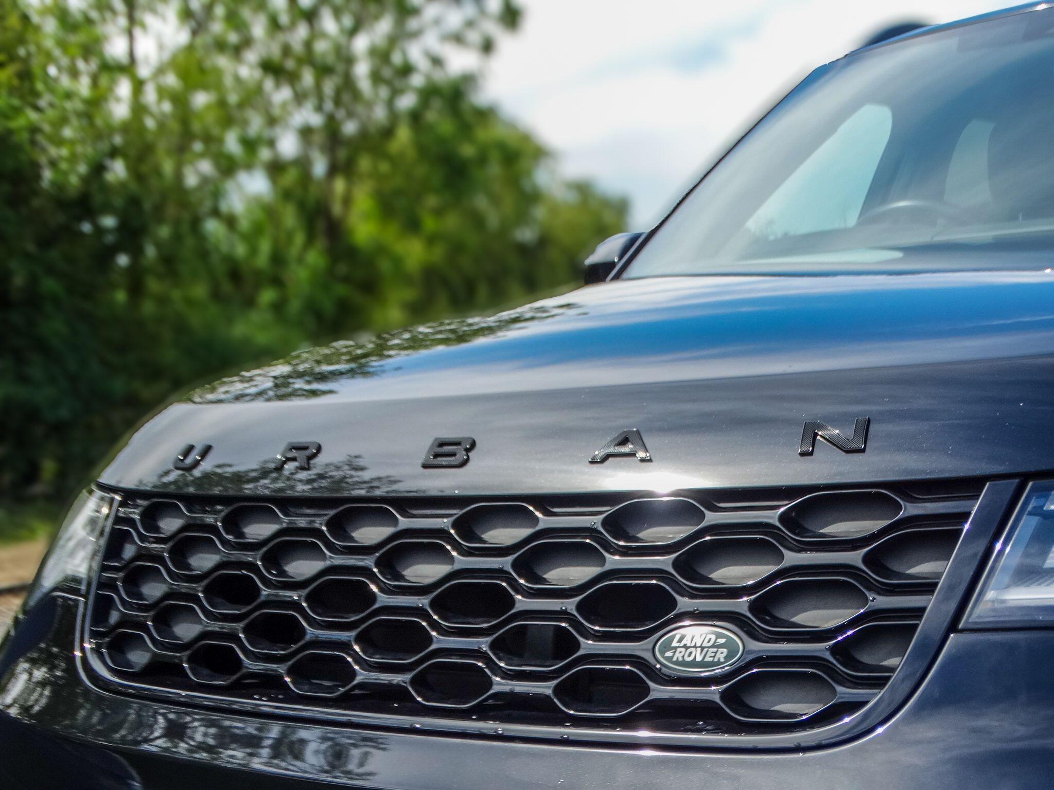 Land Rover Discovery 3 view 10