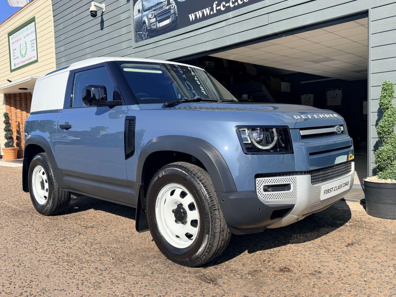 Land Rover Defender view 3
