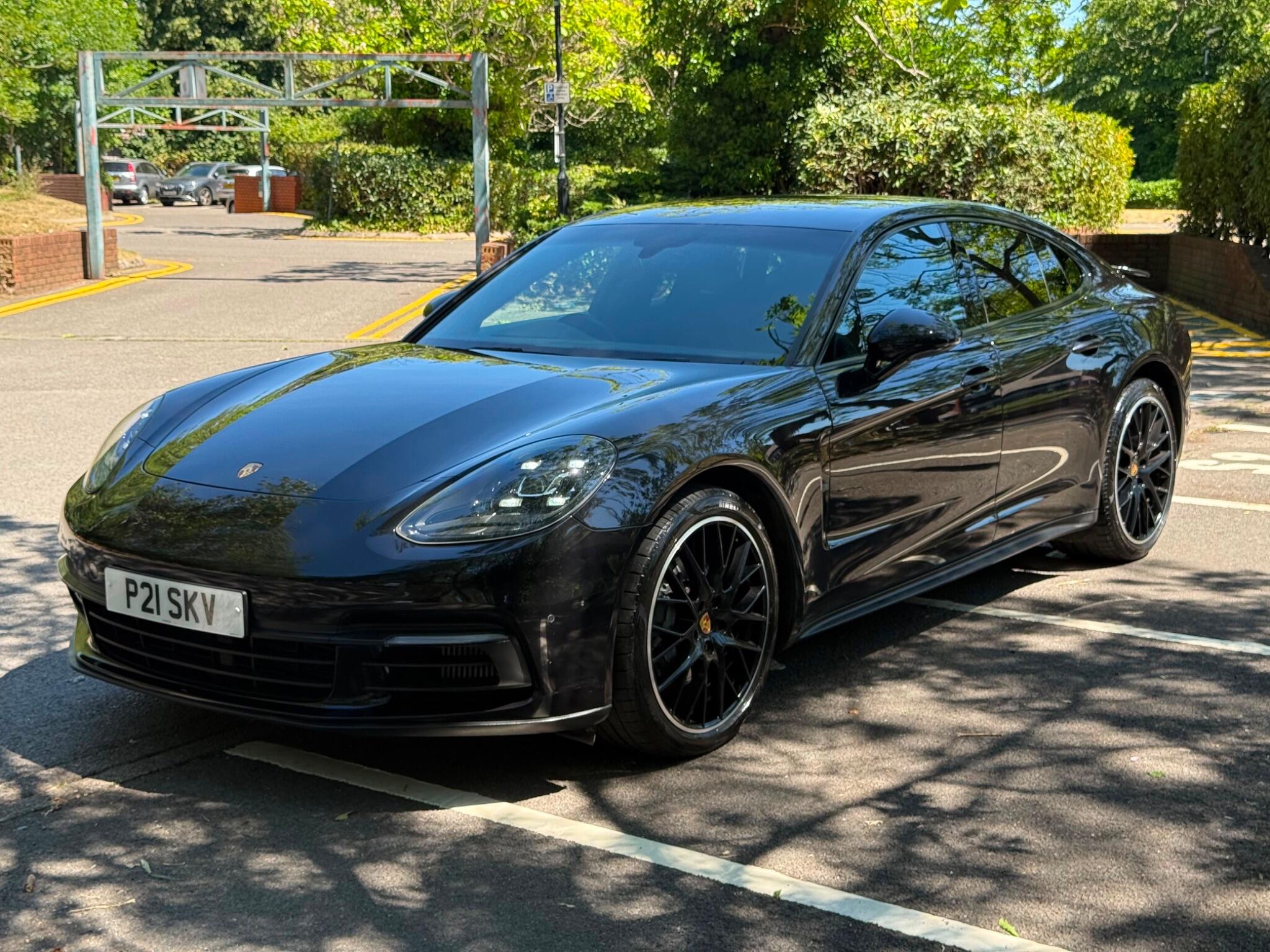 Porsche Panamera view 8