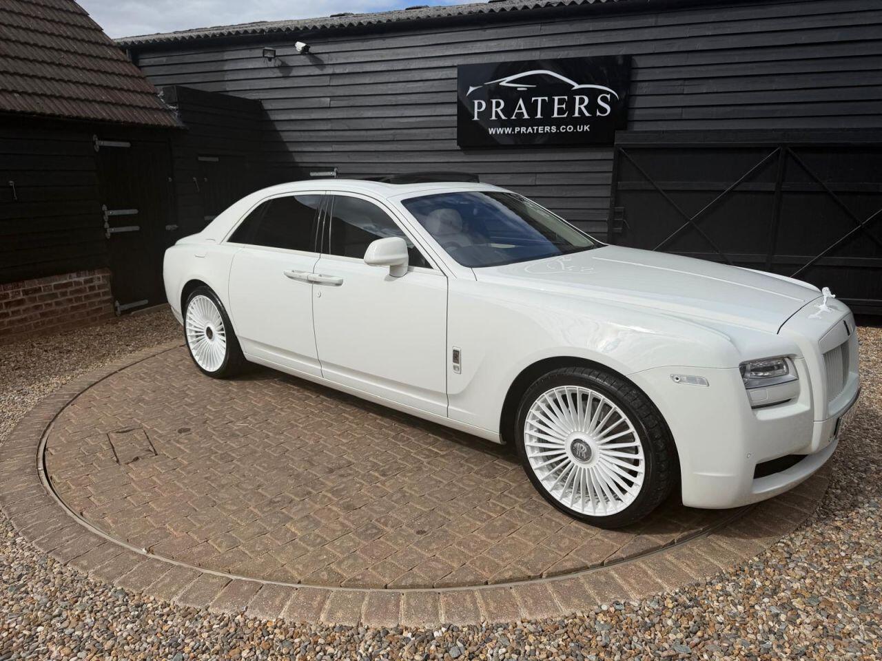 Rolls-Royce Ghost view 30