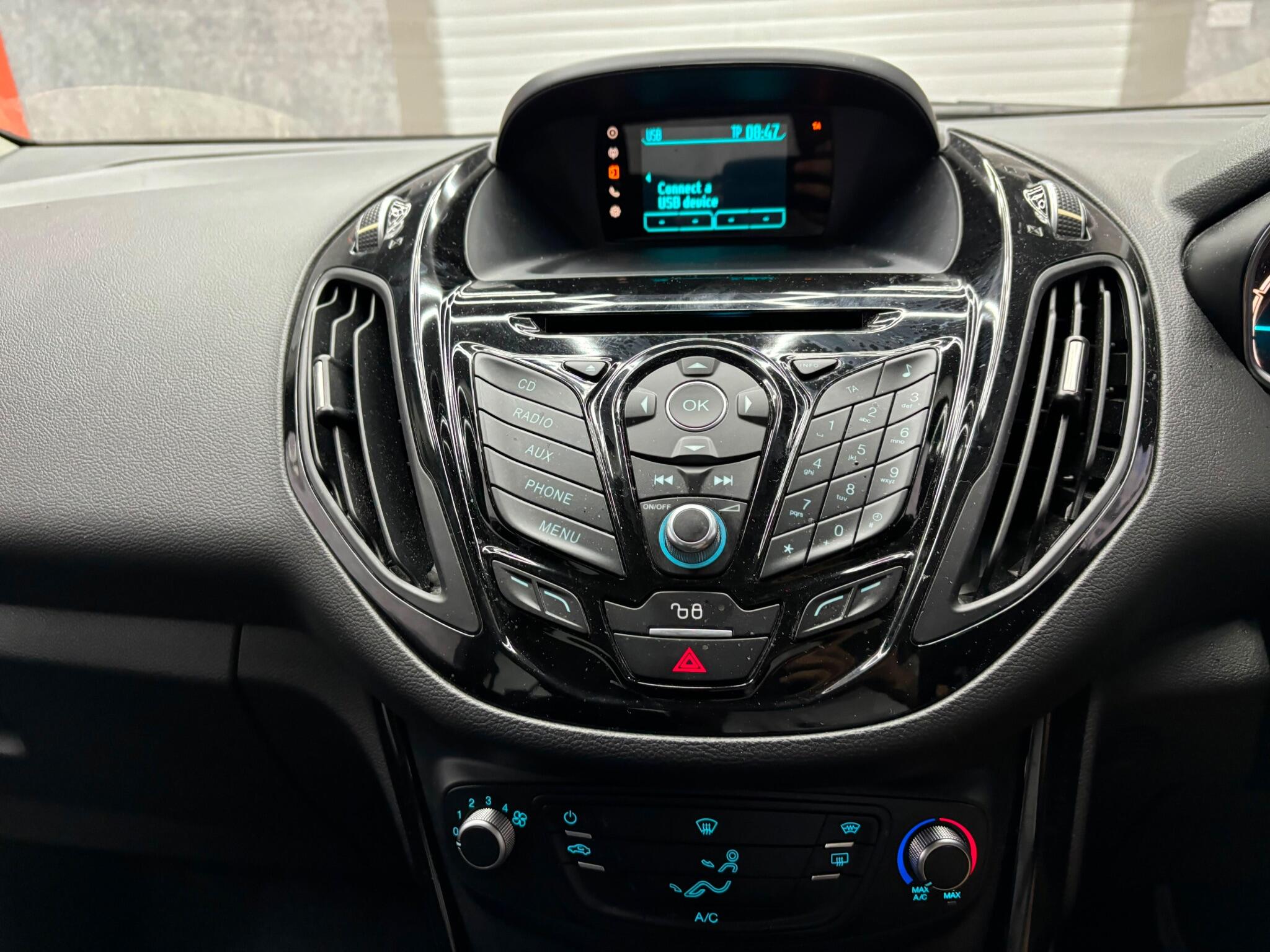 Ford B-Max view 19