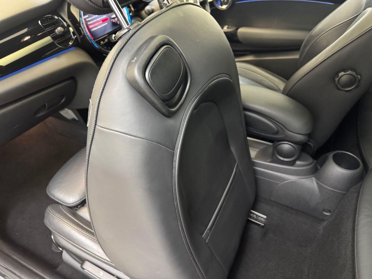 Mini Electric Hatch view 42