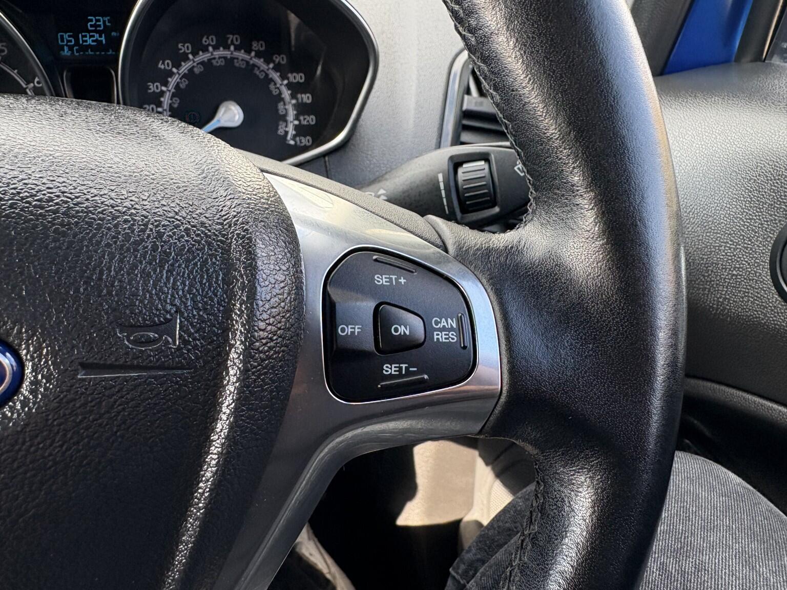 Ford Ecosport view 27