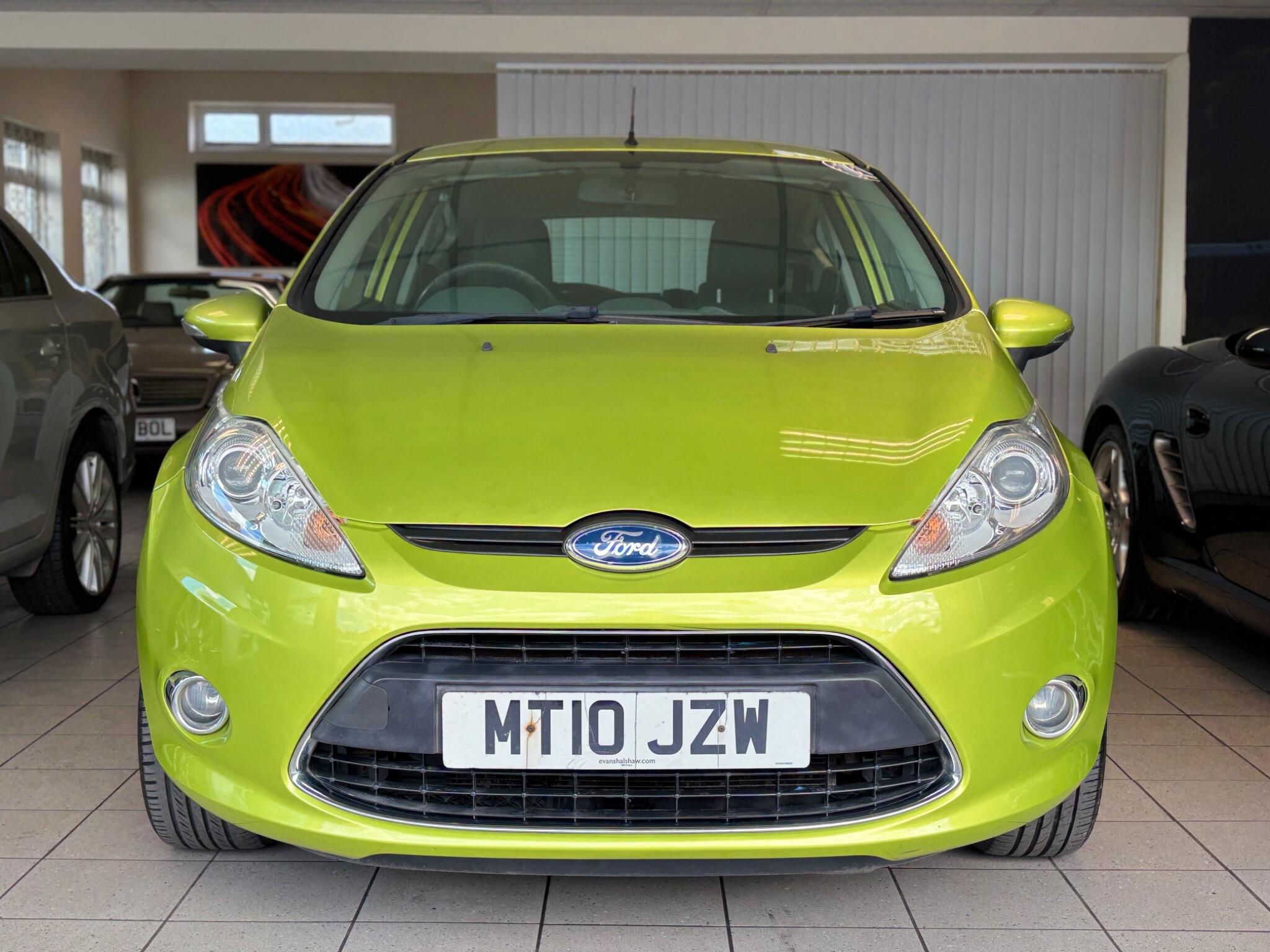 Ford Fiesta view 3