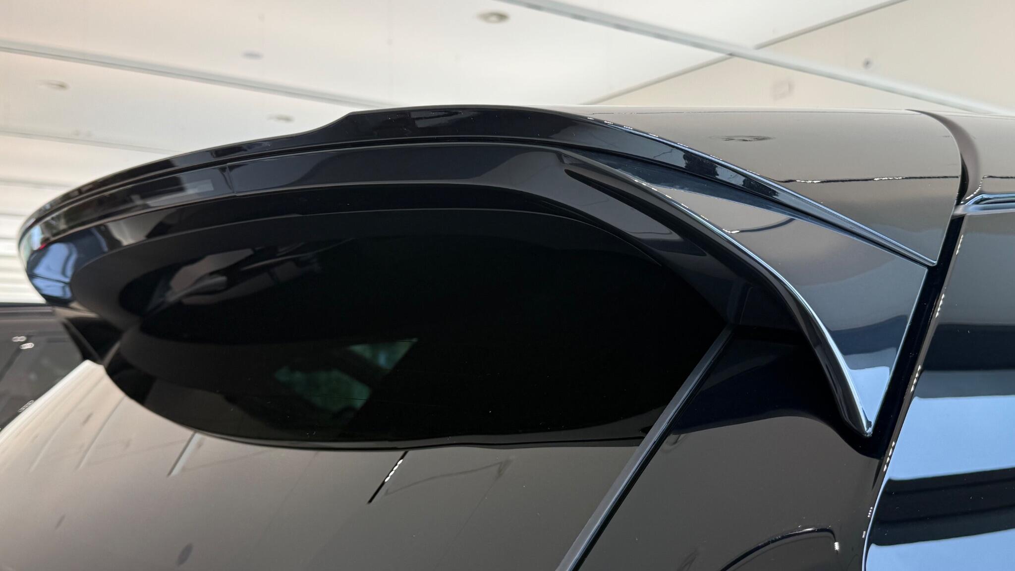 Land Rover Range Rover Evoque view 25