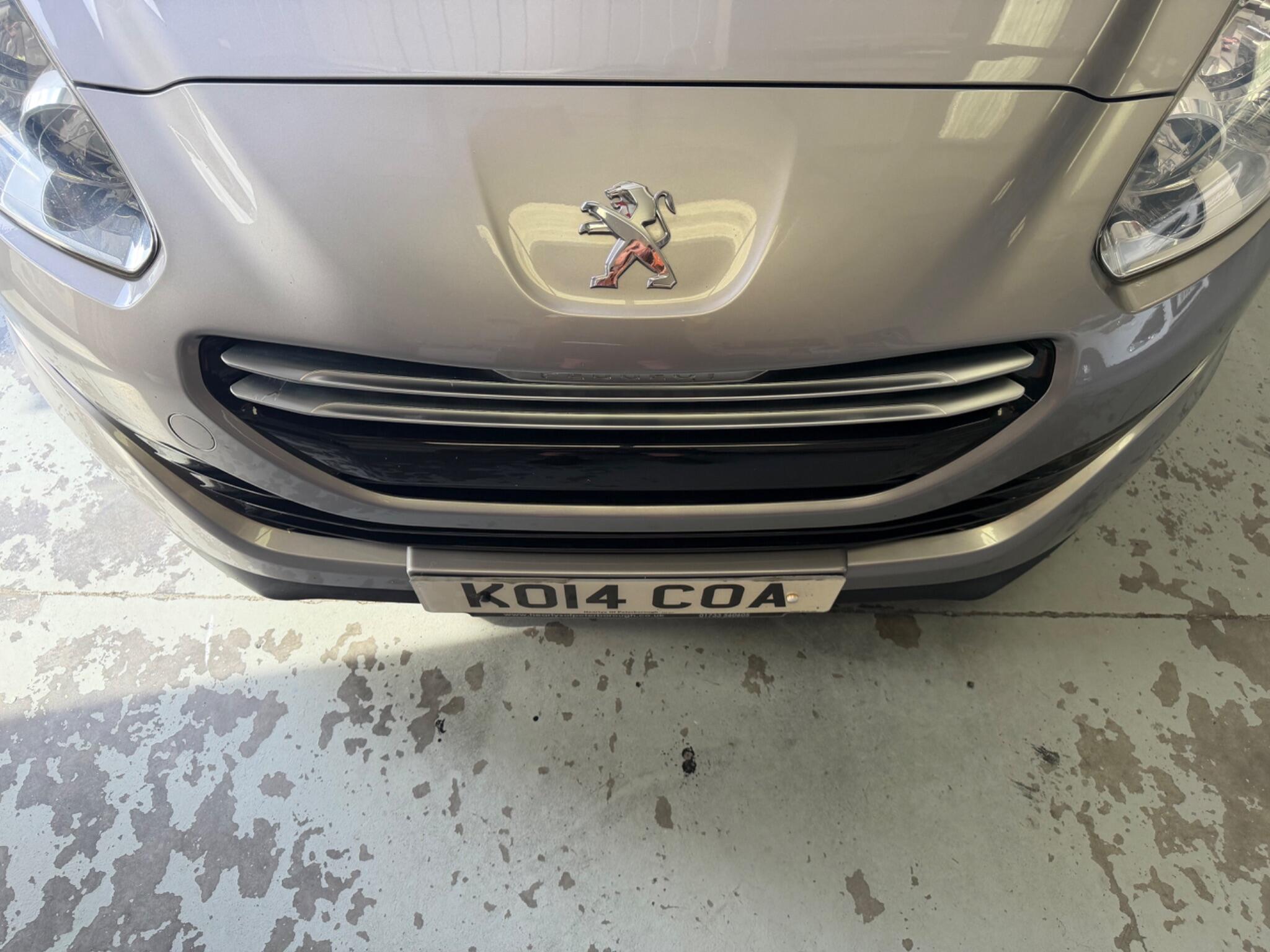 Peugeot RCZ view 63