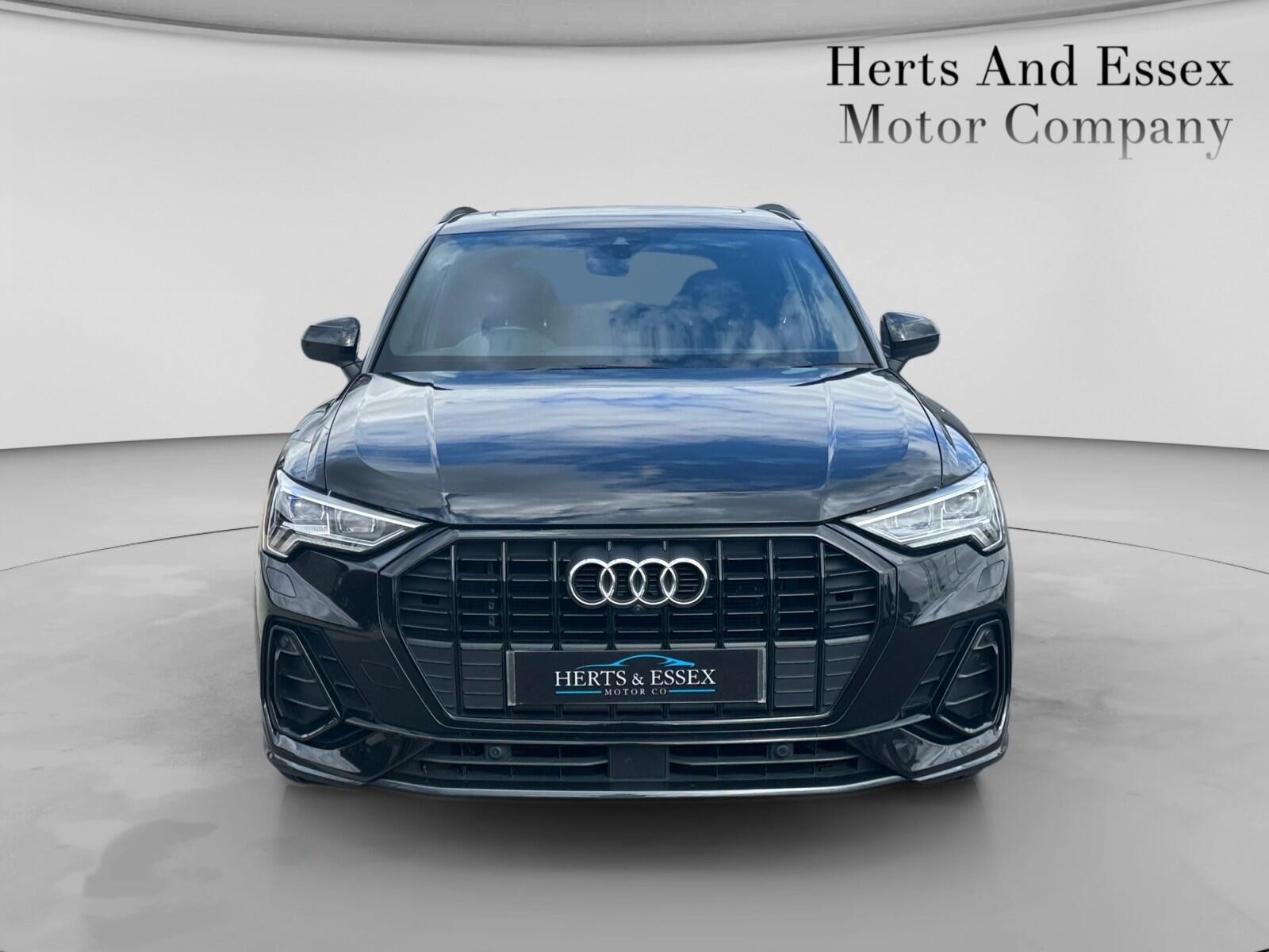 Audi Q3 view 2