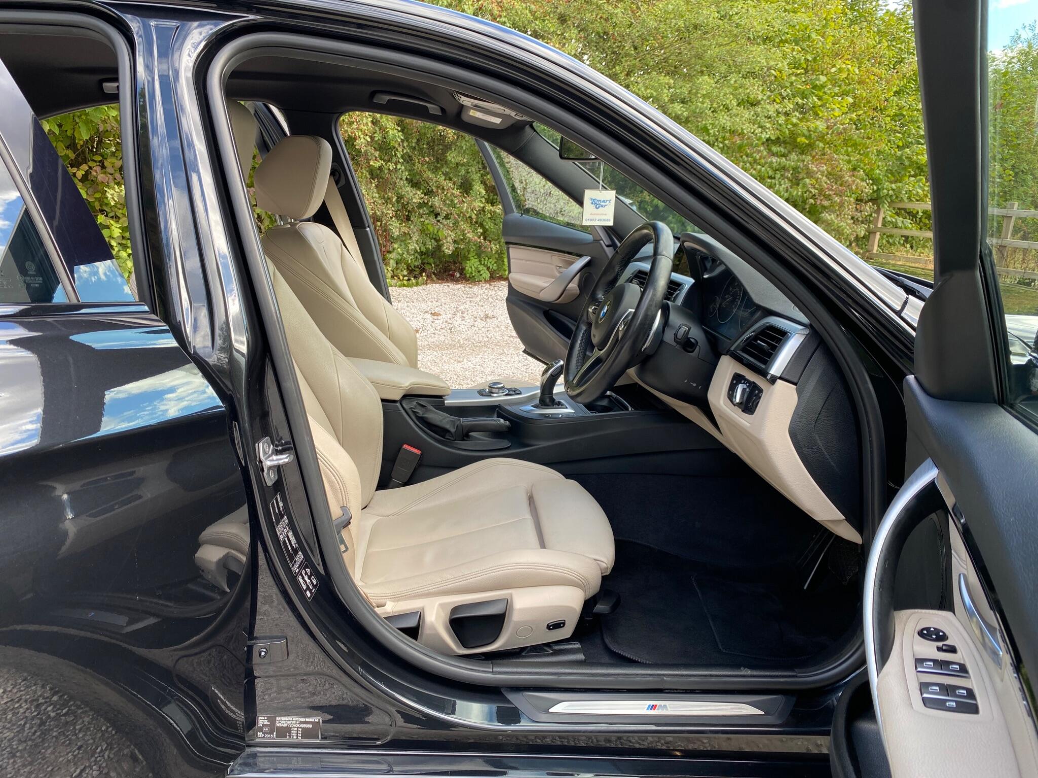 BMW 3 Series view 12
