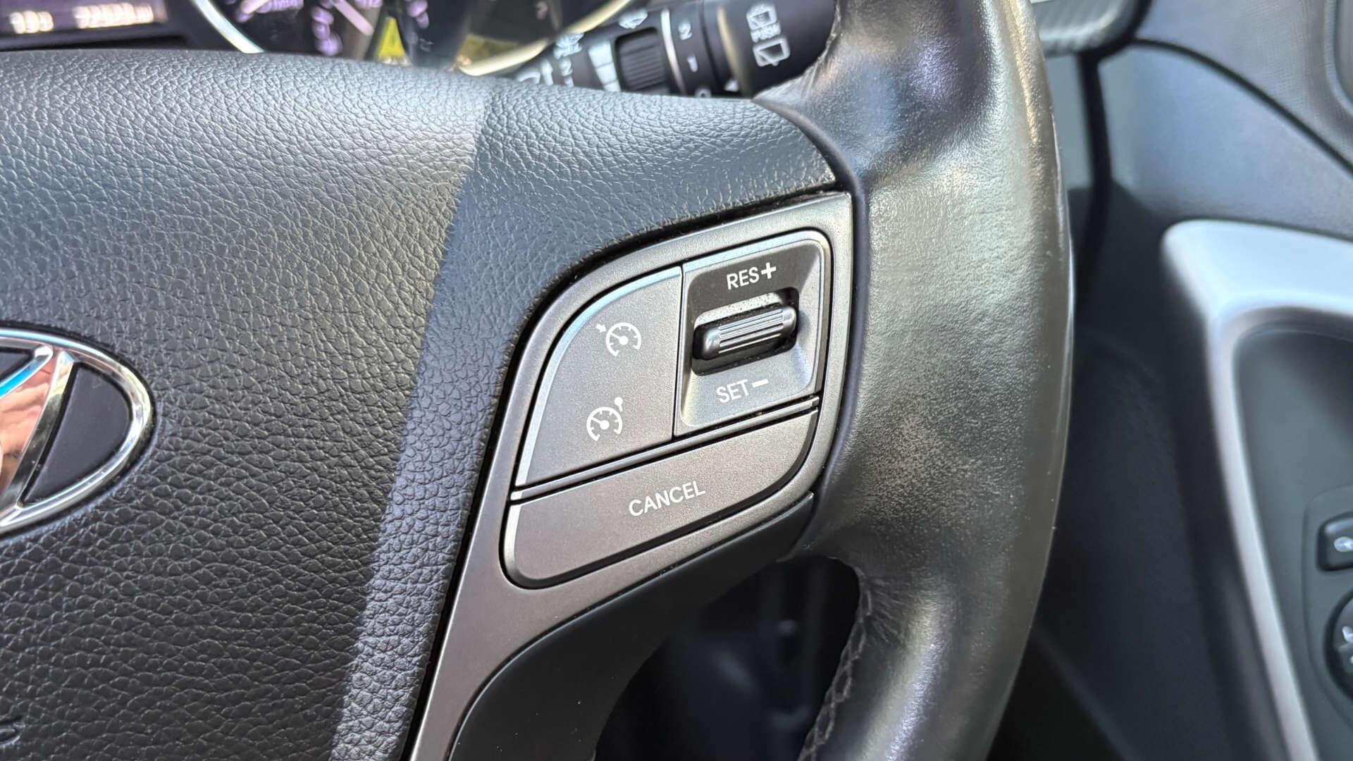 Hyundai Santa Fe view 20