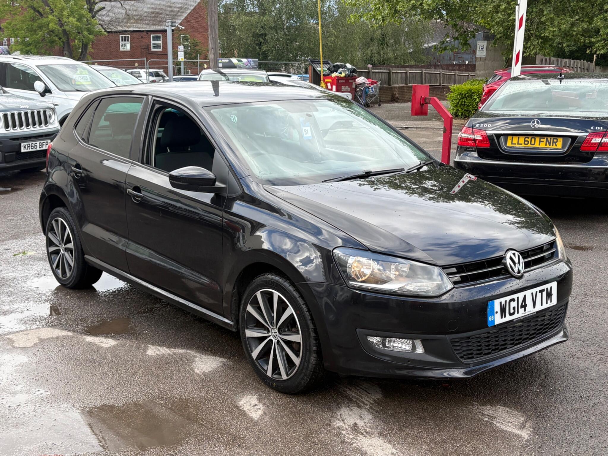 Volkswagen Polo - Image 5