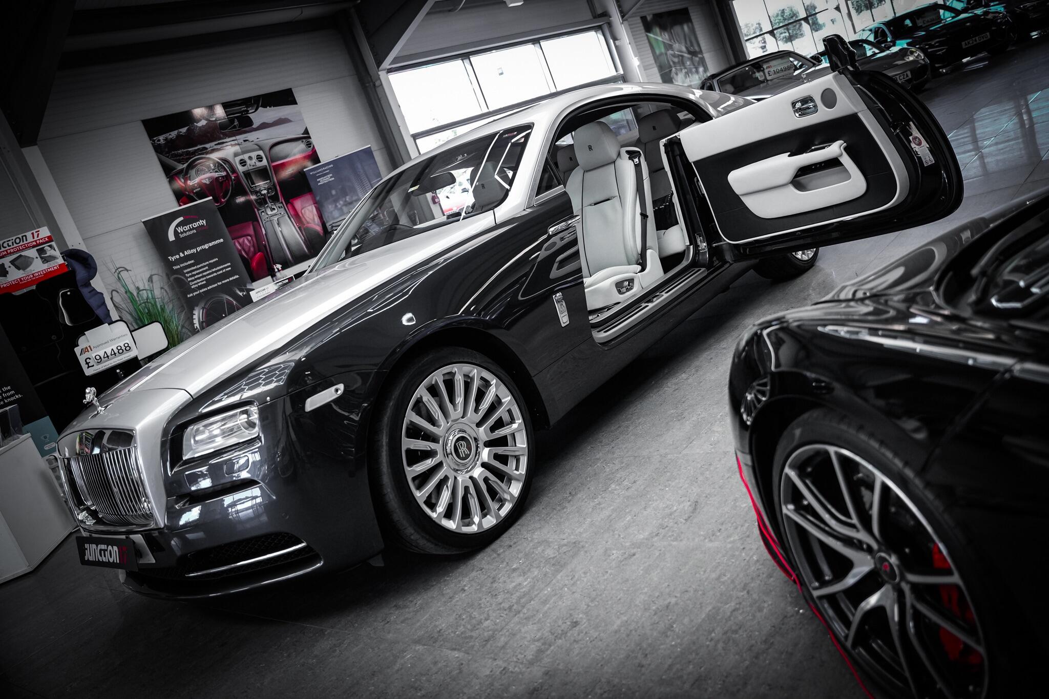 Rolls-Royce Wraith view 14