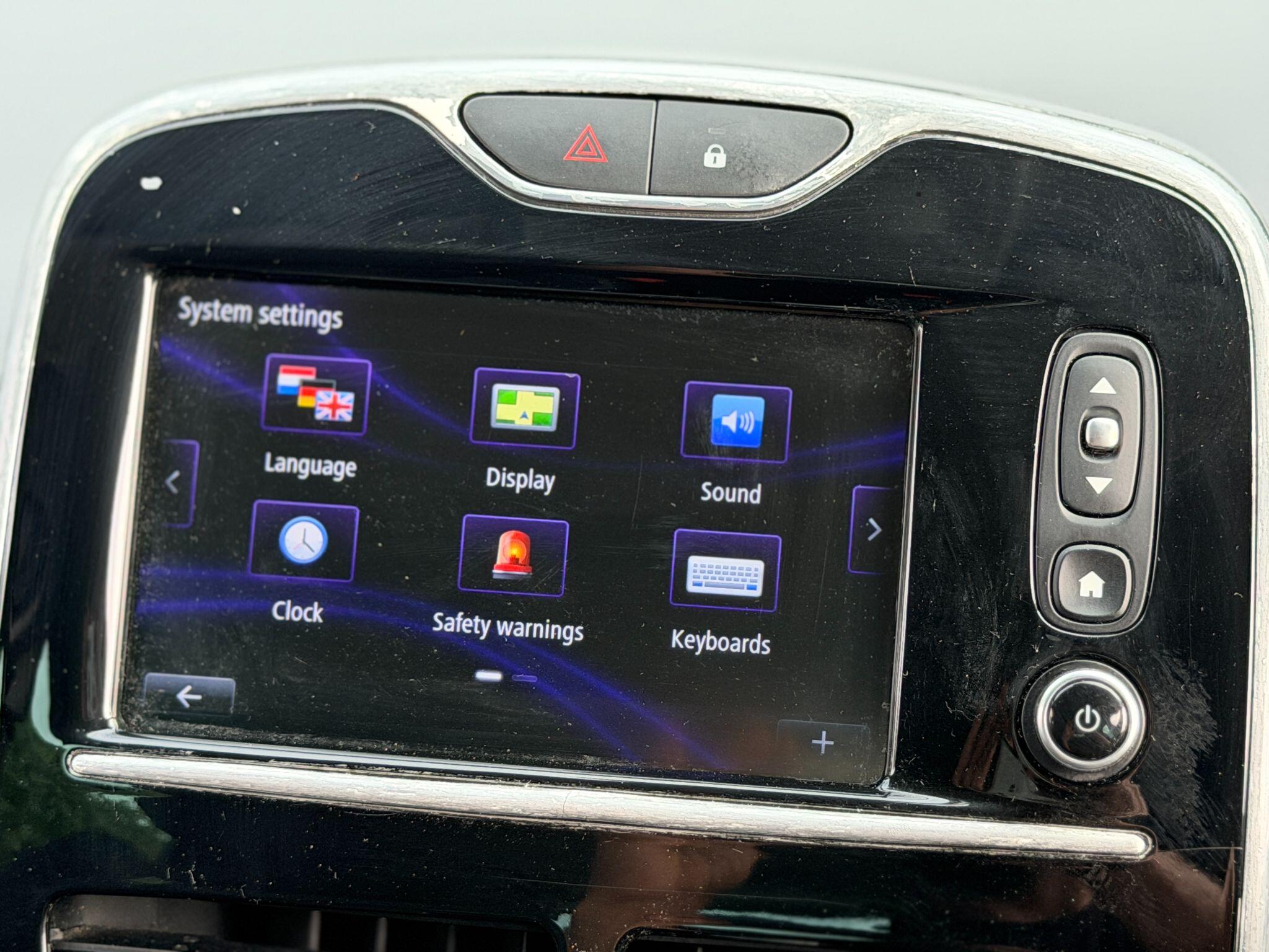 Renault Clio view 47