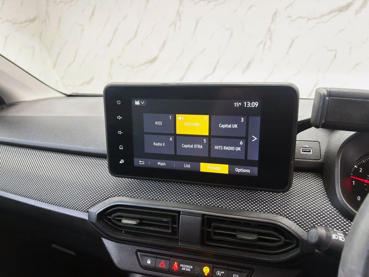 Dacia Sandero view 15