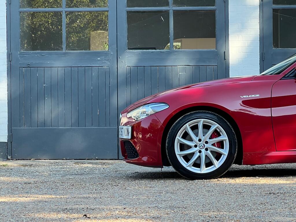 Alfa Romeo Giulia view 17