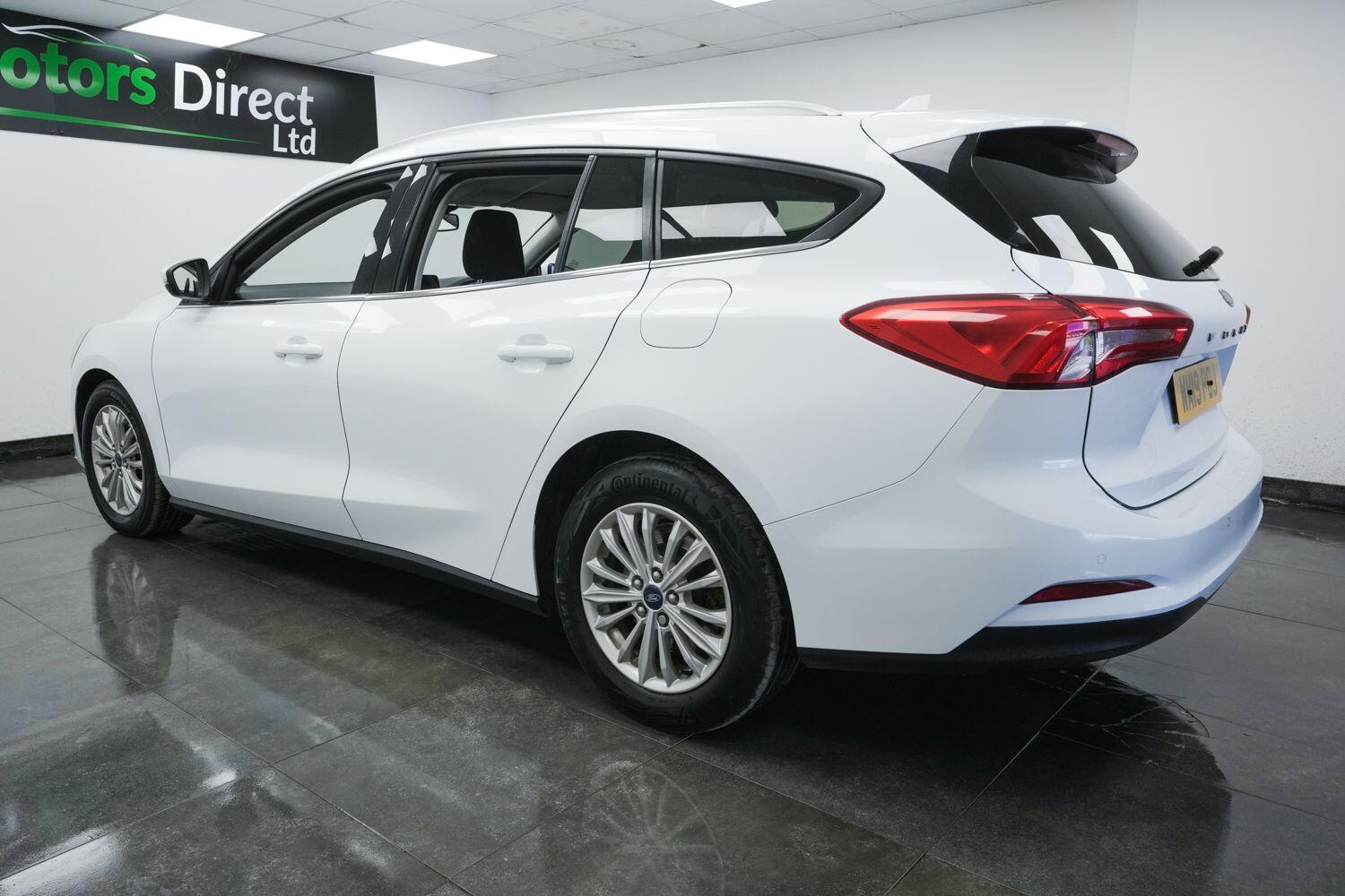 Ford Focus view 7
