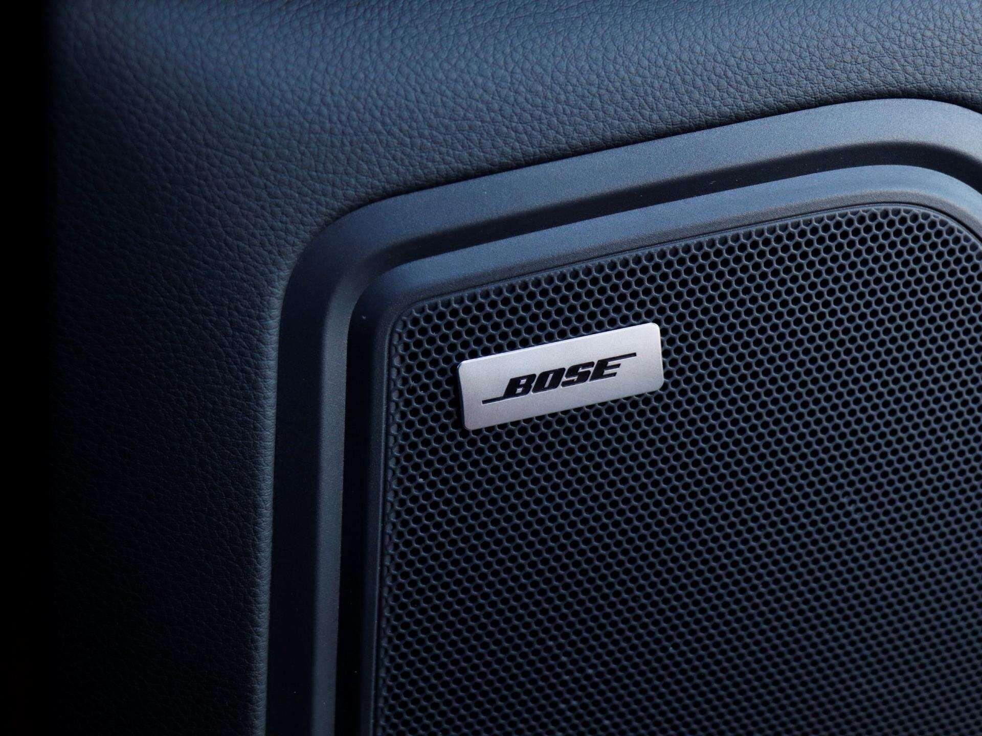 Porsche Macan view 22