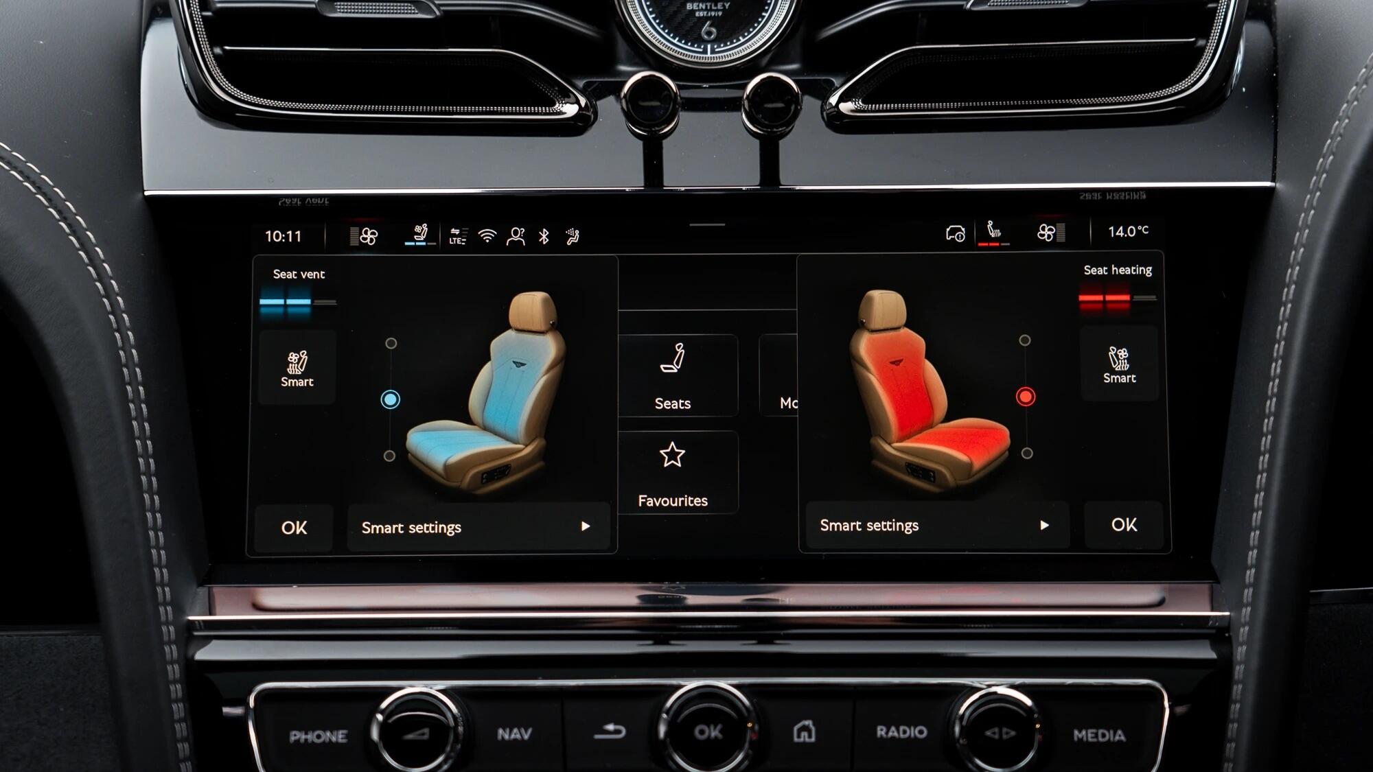 Bentley Bentayga view 32