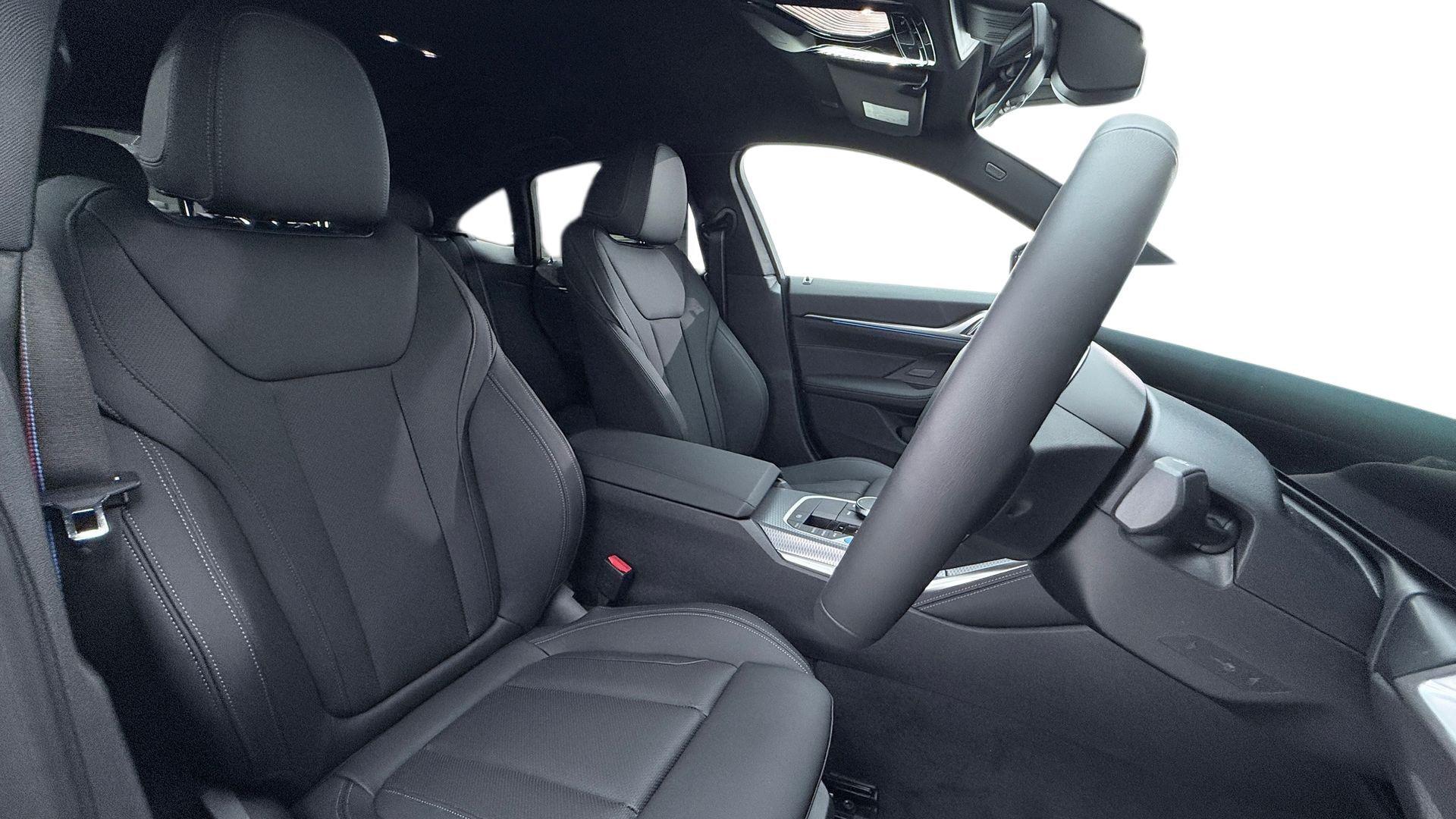BMW I4 view 11