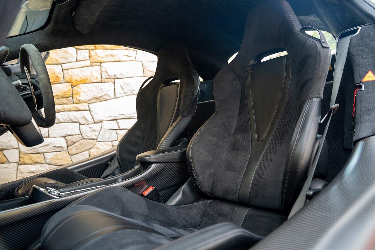McLaren 570S view 80