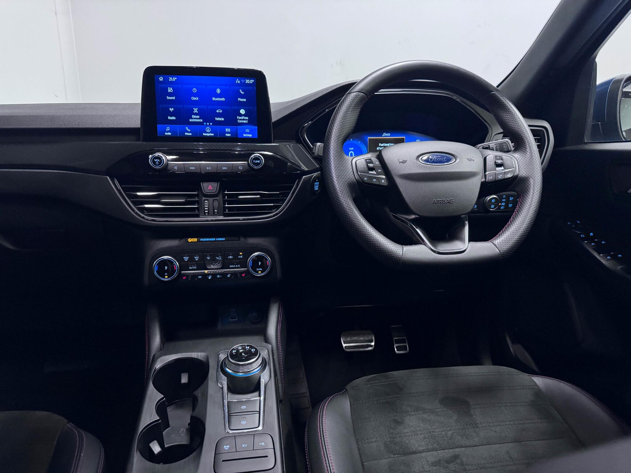 Ford Kuga view 31