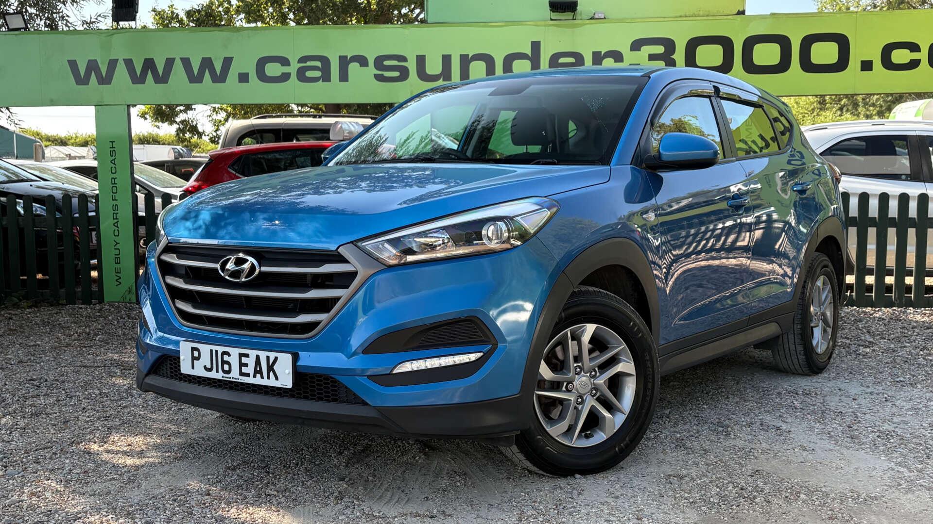 Hyundai Tucson view 3