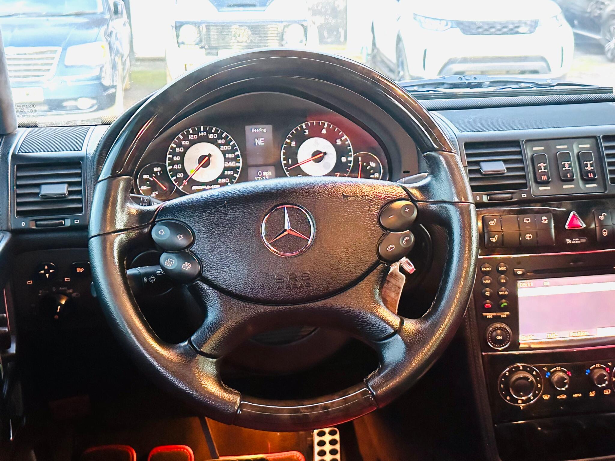 Mercedes-Benz G Class view 39