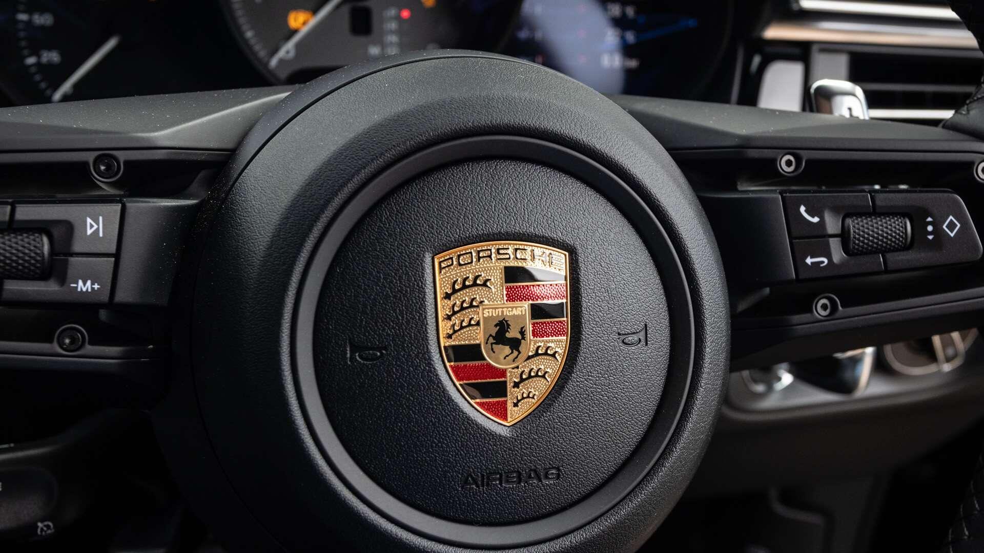 Porsche Macan view 32