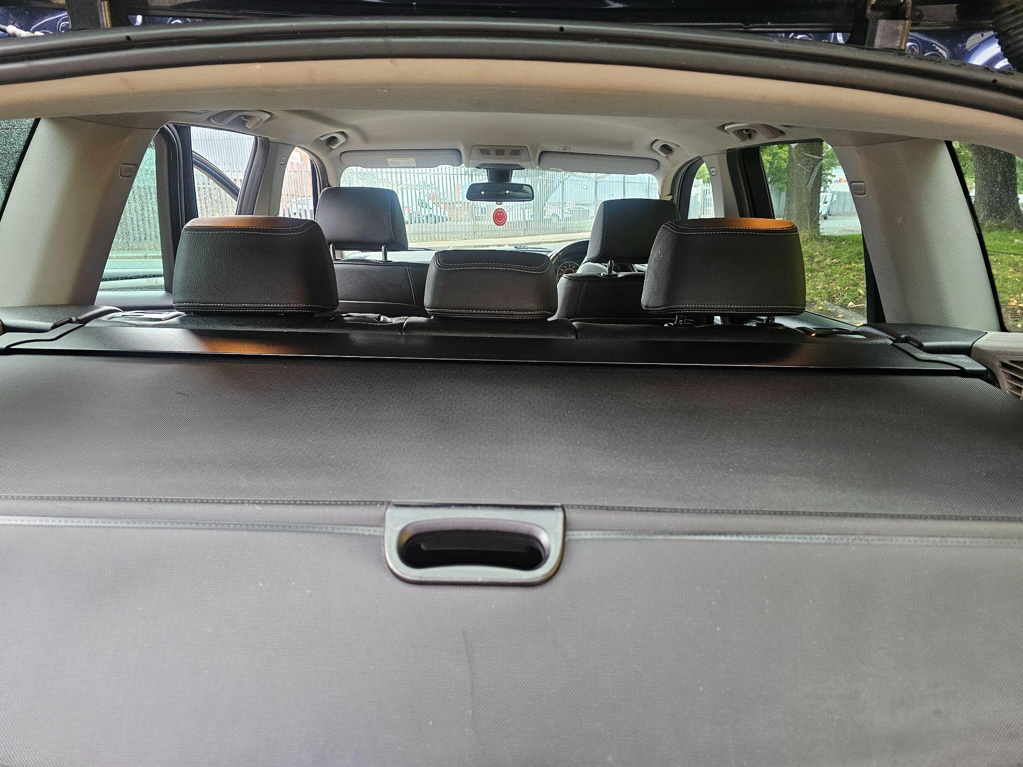 BMW X3 view 21
