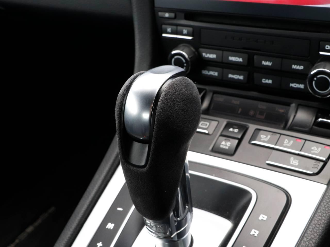 Porsche Cayman view 19