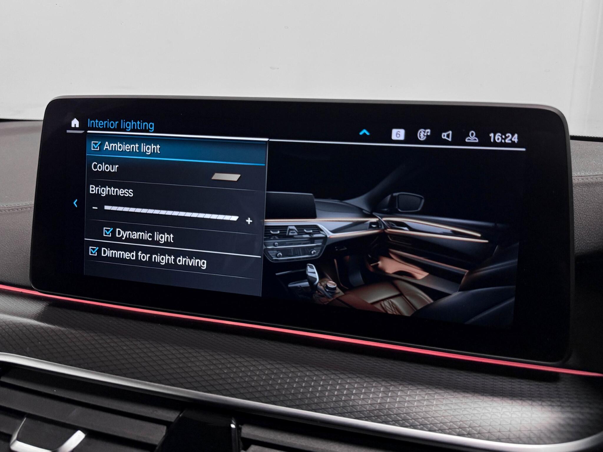 BMW 5 Series view 57